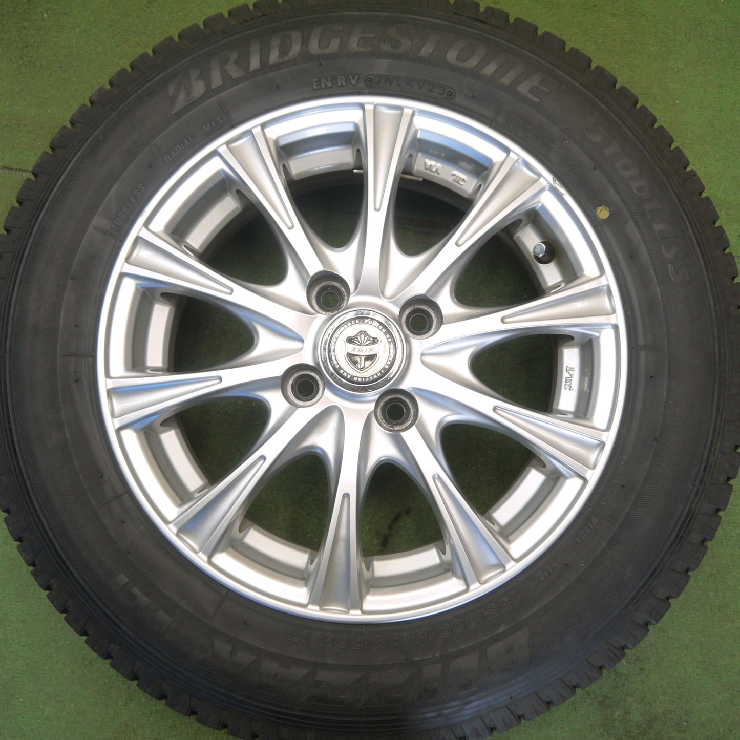 バリ溝！23年！8.5分★スタッドレス 155/80R14 88/86N ブリヂストン ブリザック VL1 JOKER ジョーカー 14インチ PCD100/4H★6052704Hス