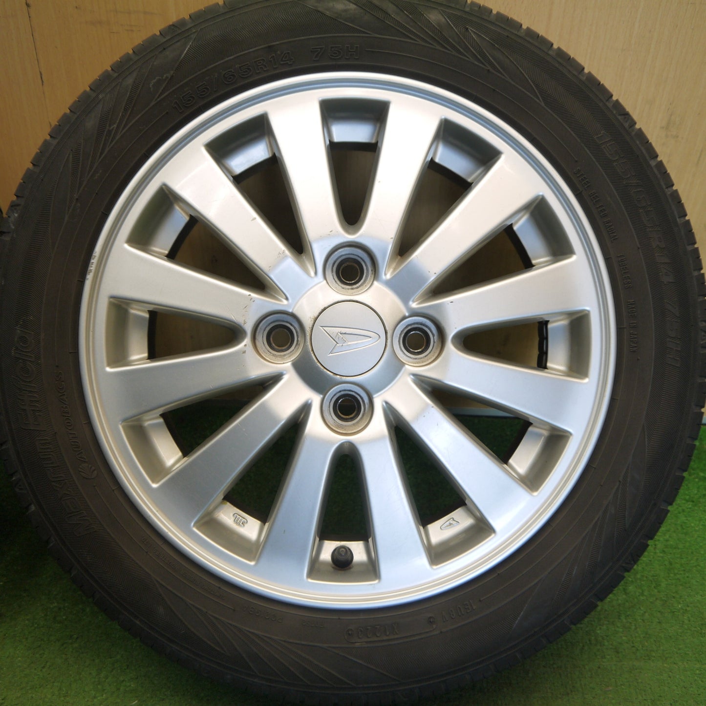 バリ溝！25年！8.5分★ダイハツ ムーヴ コンテ 純正 155/65R14 オートバックス Maxrun Efficia 14インチ PCD100/4H★6051302Hノ