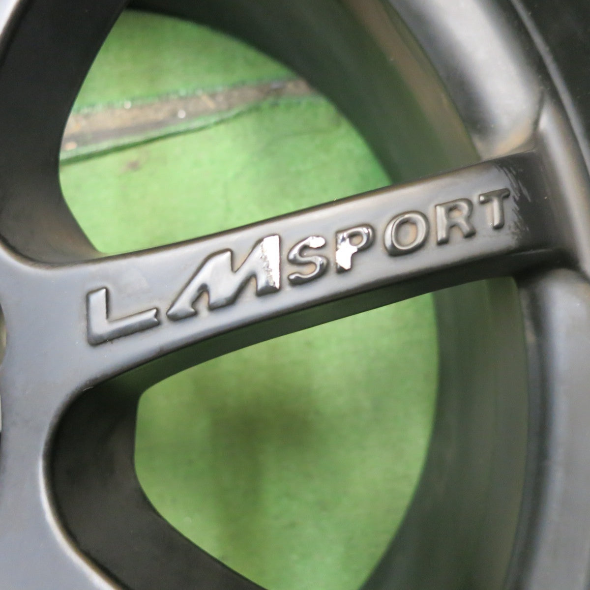 4本価格★LM SPORT ホイール 18インチ 18×8.5J LMスポーツ PCD114.3/5H★5100506HAホ