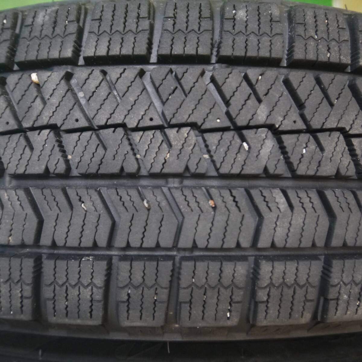 バリ溝！キレイ！8.5分★スタッドレス 165/65R14 ブリヂストン ブリザック VRX2 Exceeder エクシーダー 14インチ PCD100/4H★5020503Hス