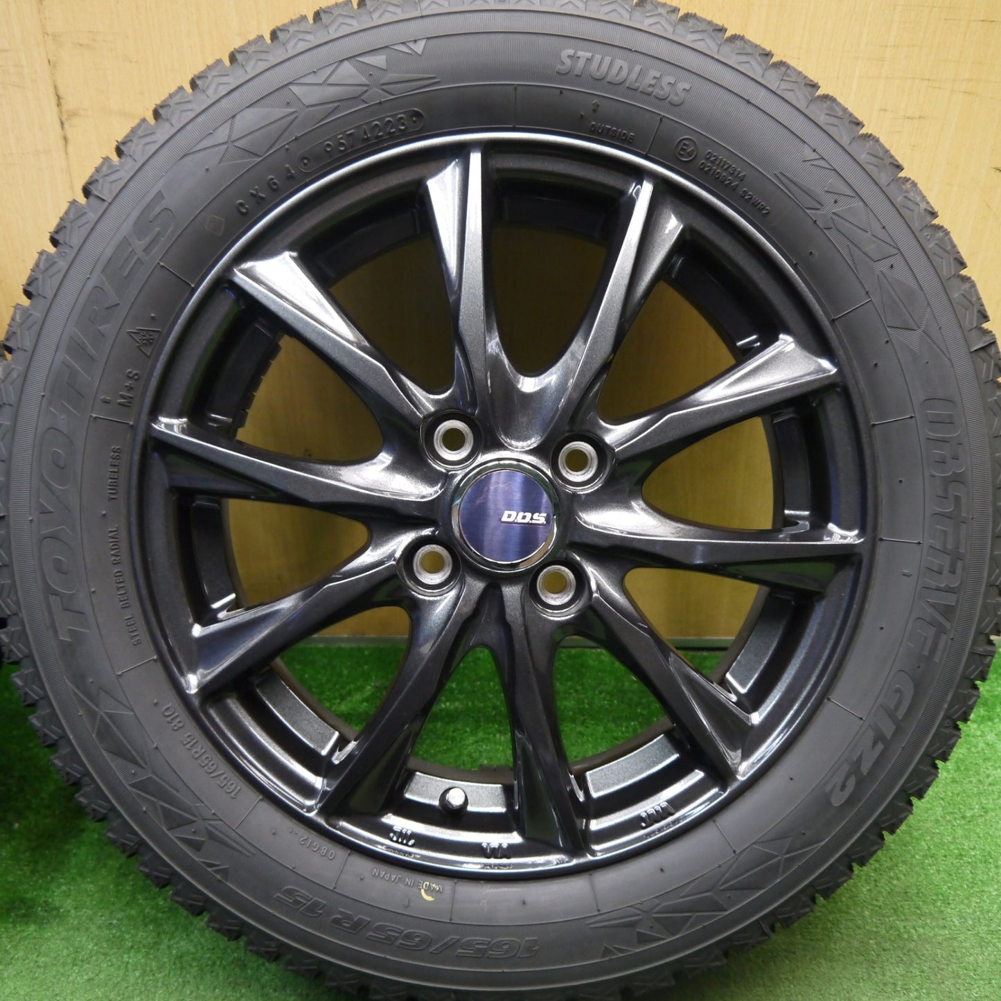 タイヤほぼ未使用！23年！キレイ★スタッドレス 165/65R15 トーヨー オブザーブ GIZ2 D.O.S. DOS 15インチ 軽サイズ ハスラー 等 PCD100/4H★5040903Hス