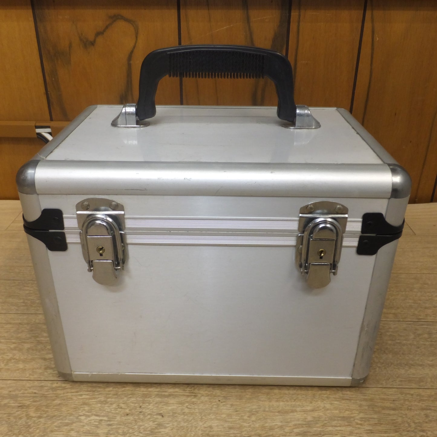 [送料無料] キレイ★文化貿易工業 BBK 超小型 ハイブリッドマイクロ真空ポンプ BB-210H　100V～ 50-60Hz★