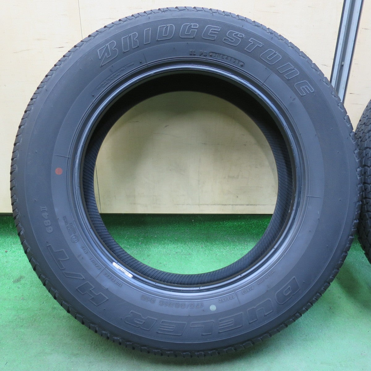 バリ溝！21年！9.5分★ジムニー 等 175/80R16 ブリヂストン デューラー H/T 684Ⅱ DUELER タイヤ 16インチ★5122608イノタ