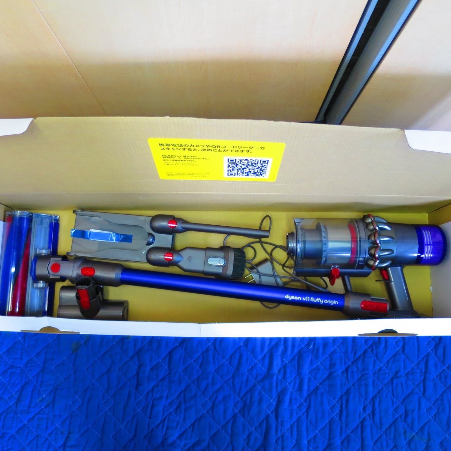 [送料無料] ☆DYSON ダイソン 掃除機 V11 SV15 コードレスクリーナー☆