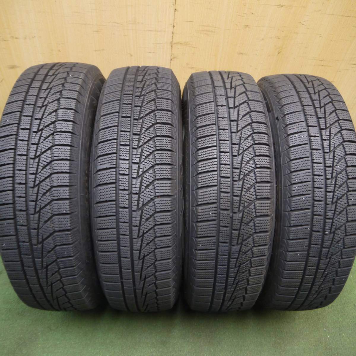 バリ溝 20年 9.5分★スタッドレス 165/70R14 ハンコック ウインターアイセプトIZ2A ZAPPER PCD100 114.3/4H マルチ★4012909Hス