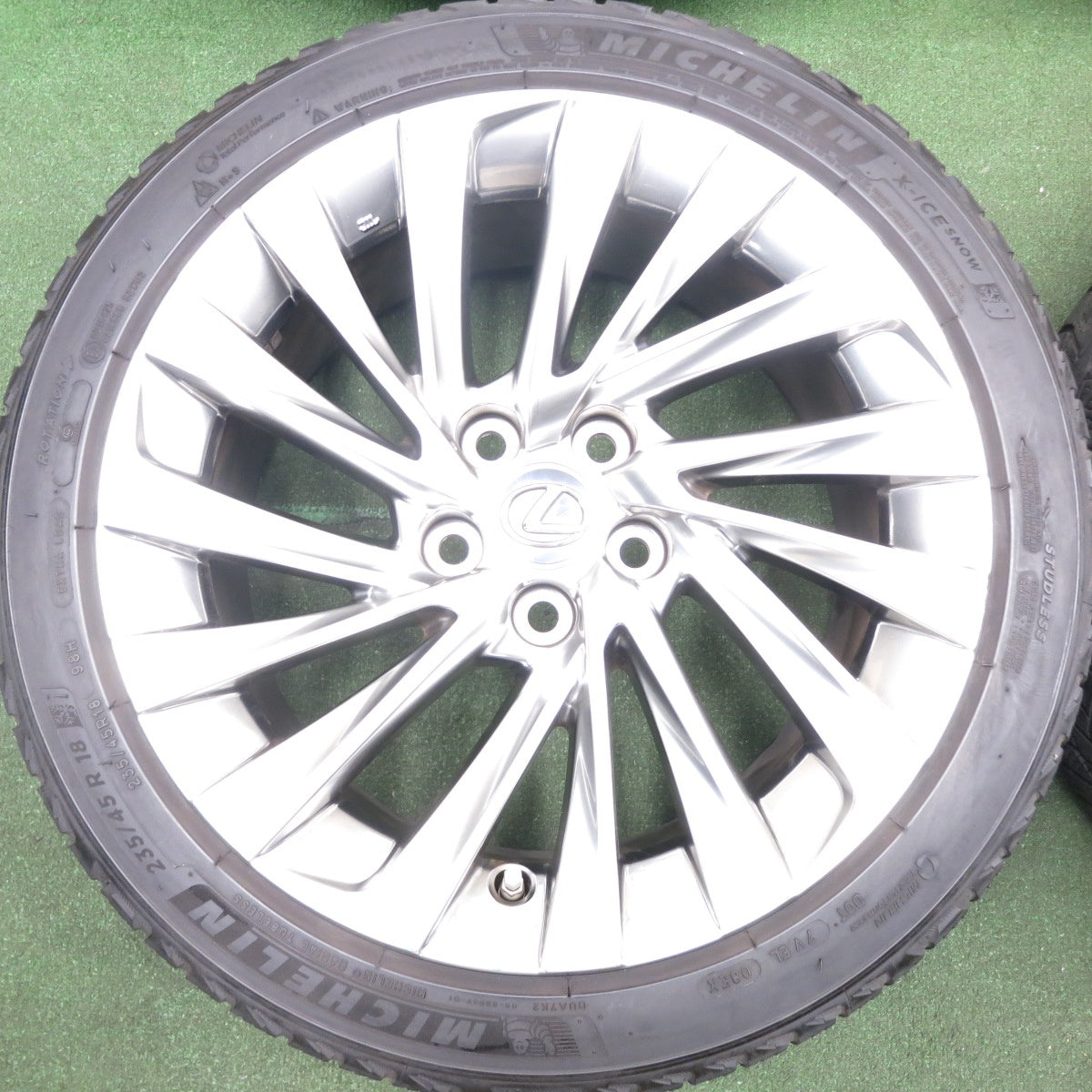 *送料無料* センサー付！バリ溝！20年！8.5分★レクサス ES300h 純正 235/45R18 スタッドレス ミシュラン X-ICE SNOW 18インチ PCD114.3/5H★4050705HAス