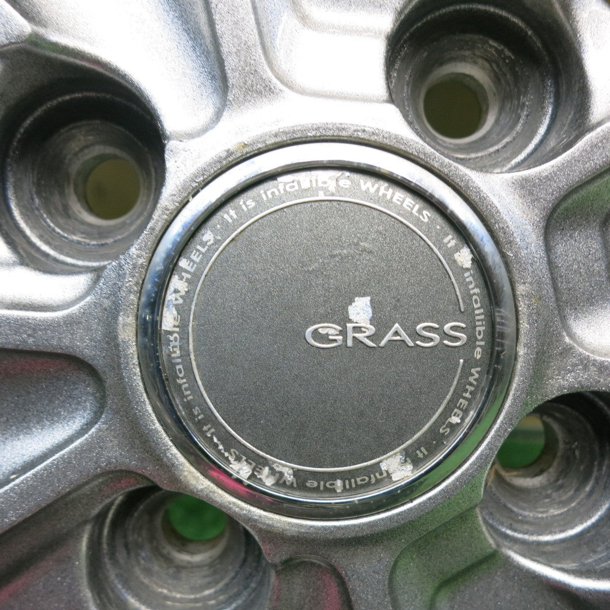 バリ溝！24年！8.5分★スタッドレス 155/65R14 ブリヂストン ブリザック VRX2 GRASS グラス 14インチ PCD100/4H★6041803HAス