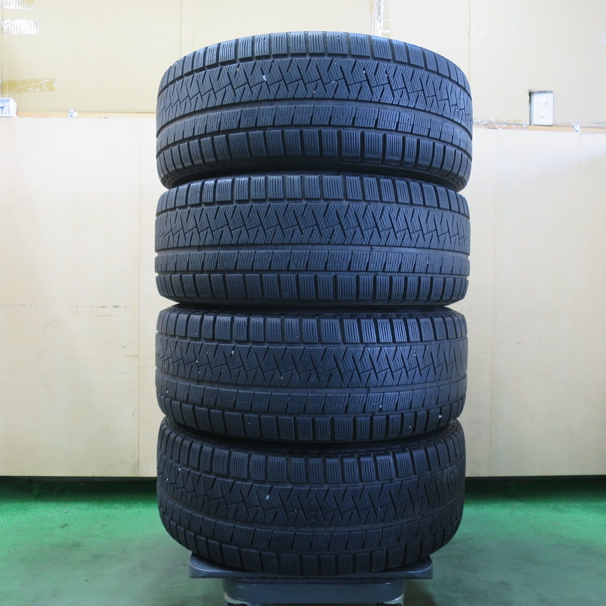 4本価格★スタッドレス 235/50R18 ピレリ アイスアシンメトリコ SCHNEIDER MiD シュナイダー 18インチ PCD114.3/5H★5110809イス