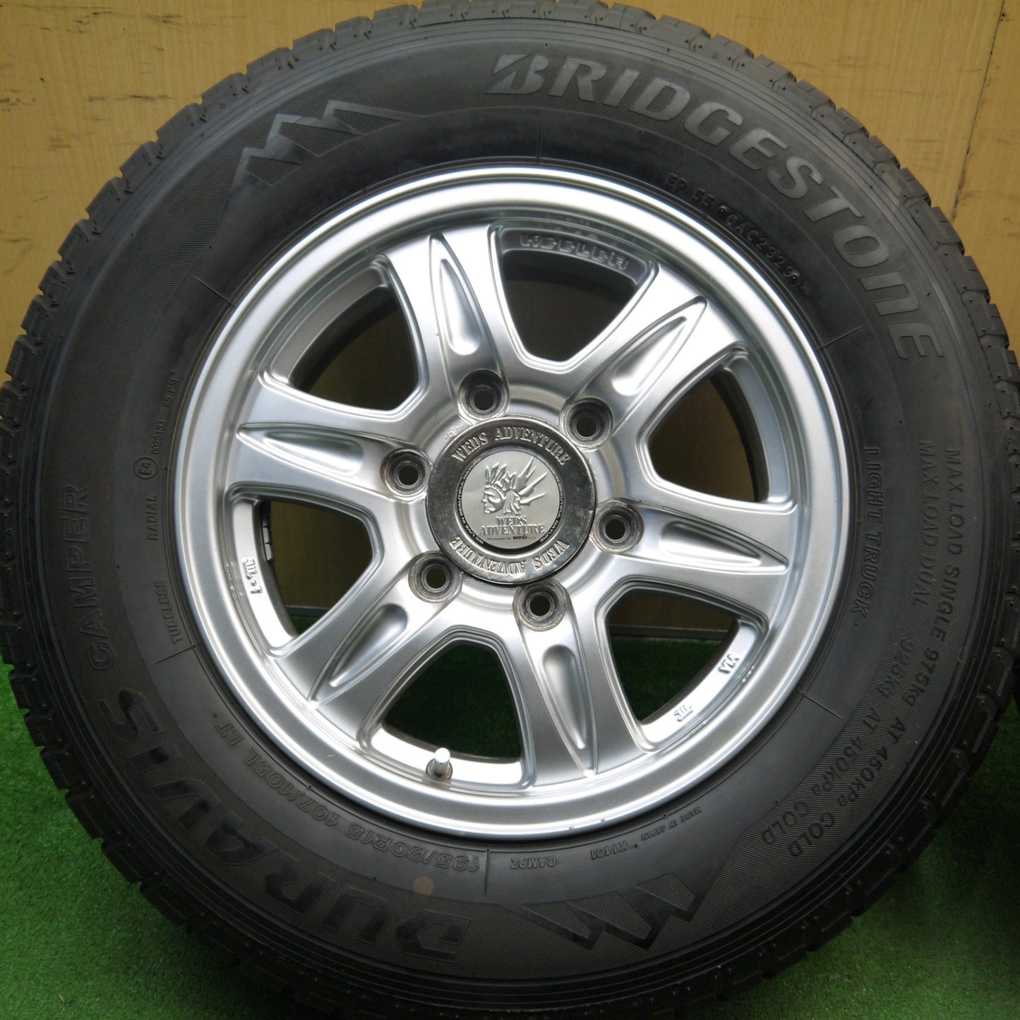4本価格！23年★KEELER 195/80R15 107/105L スタッドレス ブリヂストン デュラビス CANPER キーラー 15インチ PCD139.7/6H★5050913Hノ