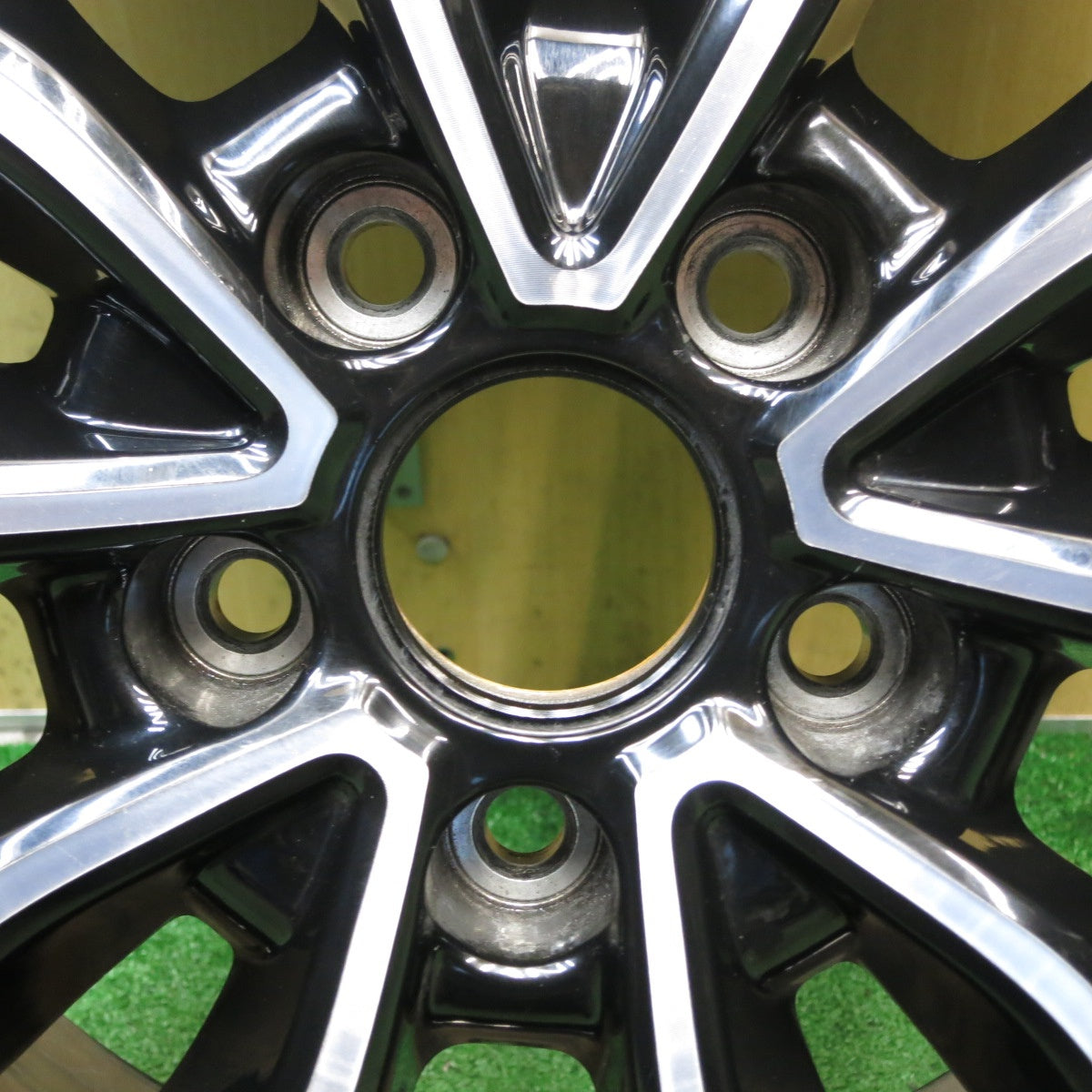 バリ溝！23年！キレイ！8.5分！1本◎ホンダ RV ヴェゼル 純正 225/50R18 ブリヂストン アレンザ H/L 33 18インチ PCD114.3/5H◎6080304KKノ