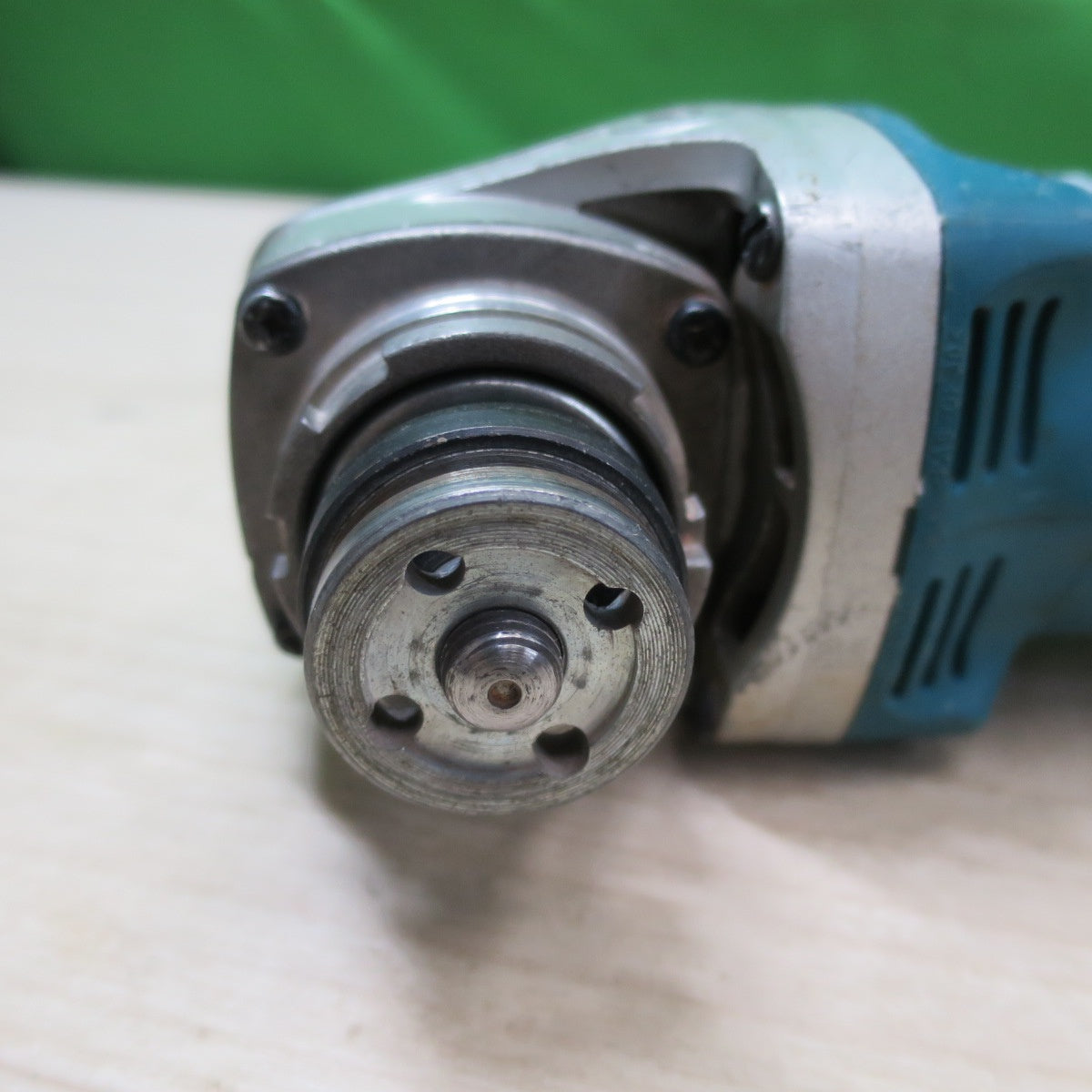 [送料無料] ☆マキタ 100mm 充電式 ディスク グラインダー GA412D 18V 本体のみ 研磨 研削 電動 工具 makita☆