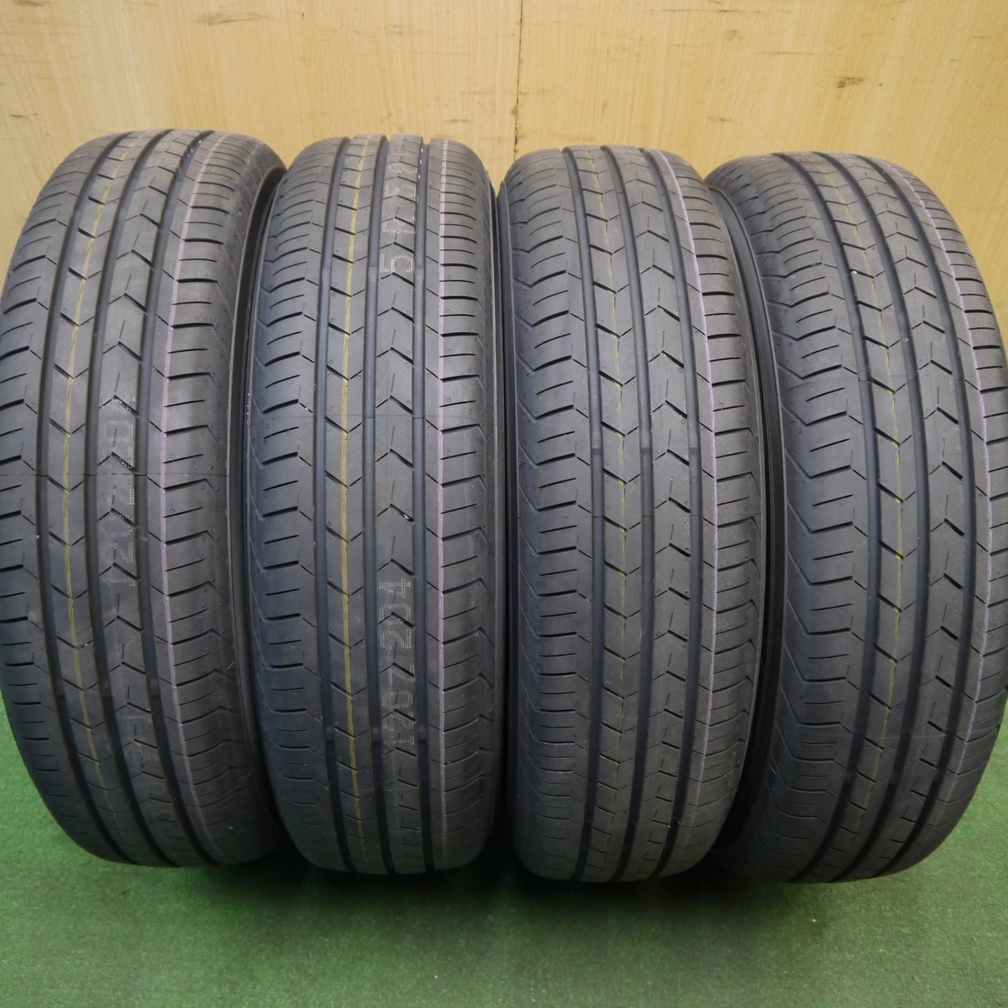 新車外し！26年★ダイハツ タフト ダーク クロム ベンチャー 純正 165/65R15 ヨコハマ BluEarth-FE AE30 15インチ ブルーアース PCD100/4H★6030906Hノ