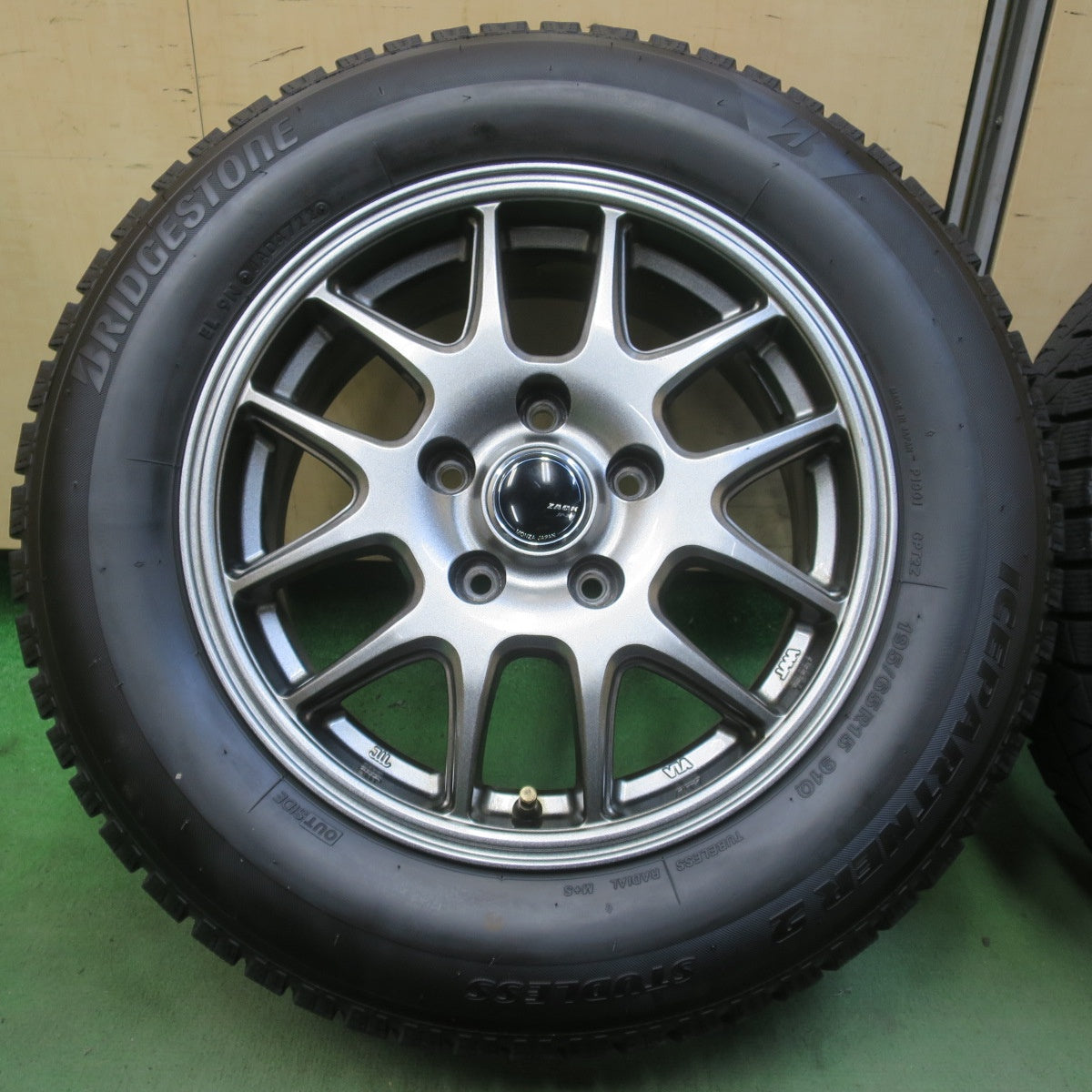 バリ溝！22年！キレイ！8.5分◎スタッドレス 195/65R15 ブリヂストン アイスパートナー2 ZACK JP-205 MONZA ザック モンツァ 15インチ PCD114.3/5H◎6100909イス