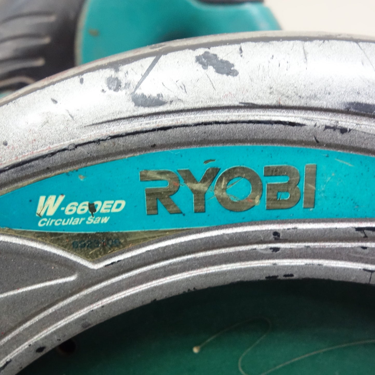 [送料無料] ☆リョービ 電子 丸ノコ 100V W-660ED マルノコ 丸のこ 丸鋸 木工 切断機 電動 工具☆
