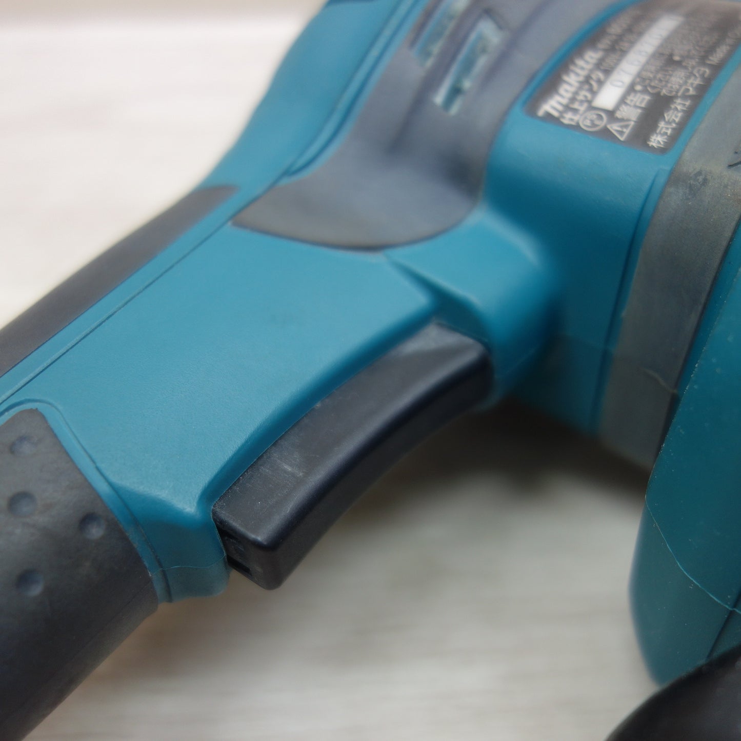 [送料無料] ☆マキタ 仕上 サンダ BO3710 電動 工具 サンダー 研摩 研磨 機 100V makita☆