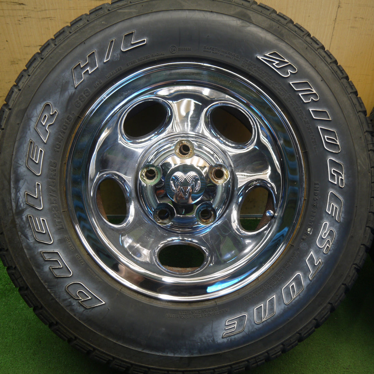 バリ溝！キレイ！8.5分◎ダッジ ラムバン 純正 スチール 235/75R15 104/101S ブリヂストン デューラー H/L 683 15インチ PCD139.7/5H◎6082501Hノ