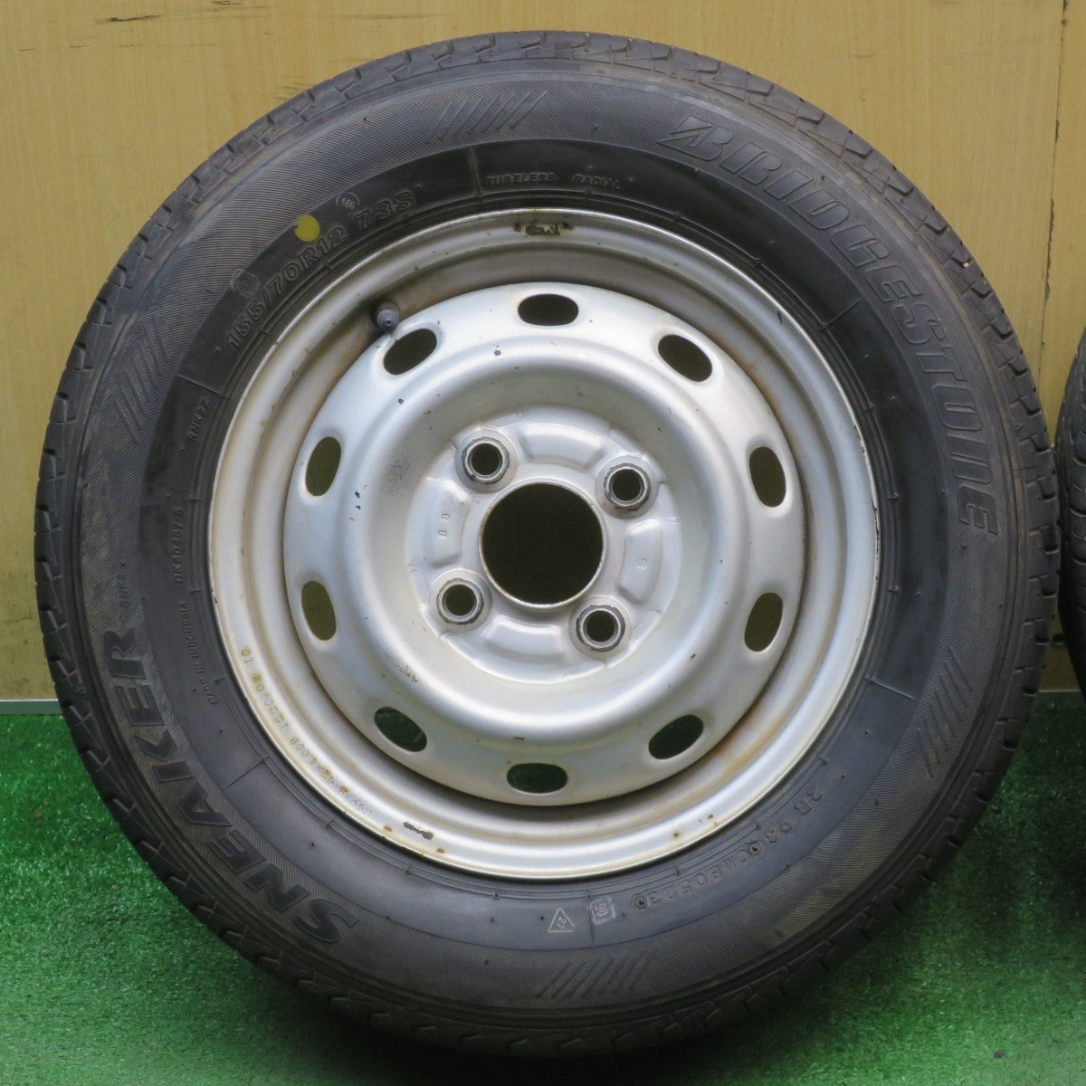 バリ溝！23年！ほぼ10分★155/70R12 ブリヂストン スニーカー SNK2 スチール ホイール 12インチ PCD100/4H★6051908NJノ