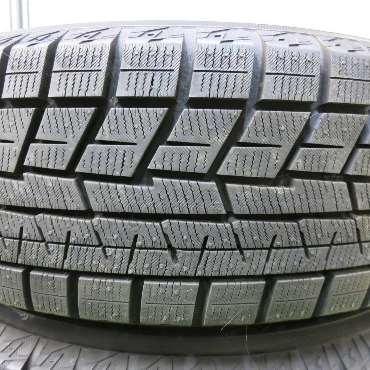 バリ溝！23年！ほぼ10分★スタッドレス 185/65R15 ヨコハマ アイスガード iG60 PRD V7 15インチ PCD100/4H★4122511SYス