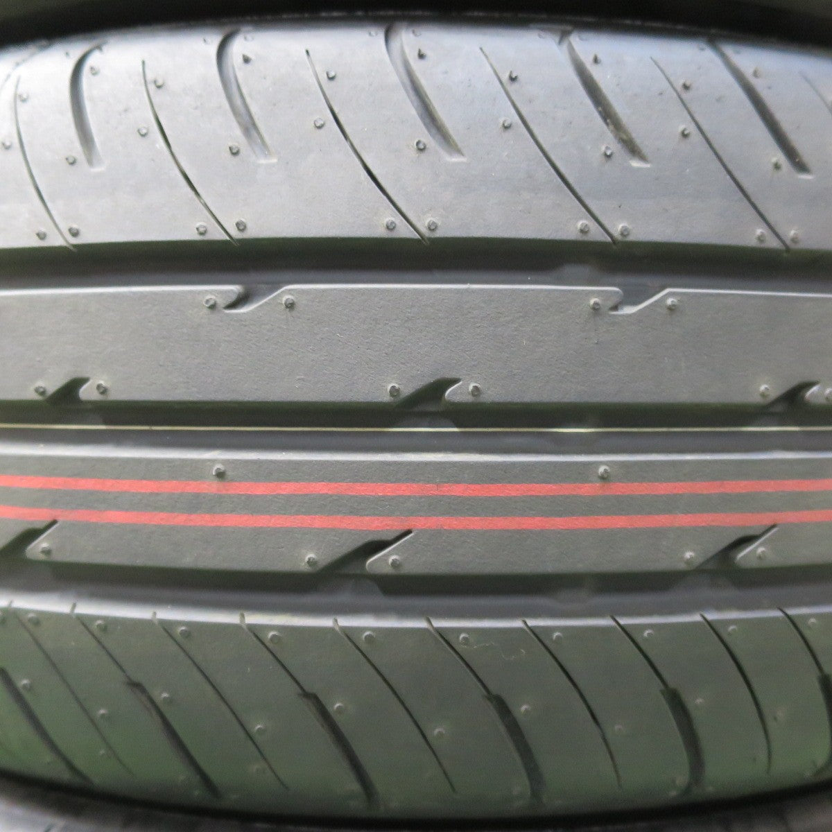 送料無料] 新車外し！24年☆185/65R15 トーヨー ナノエナジー J67