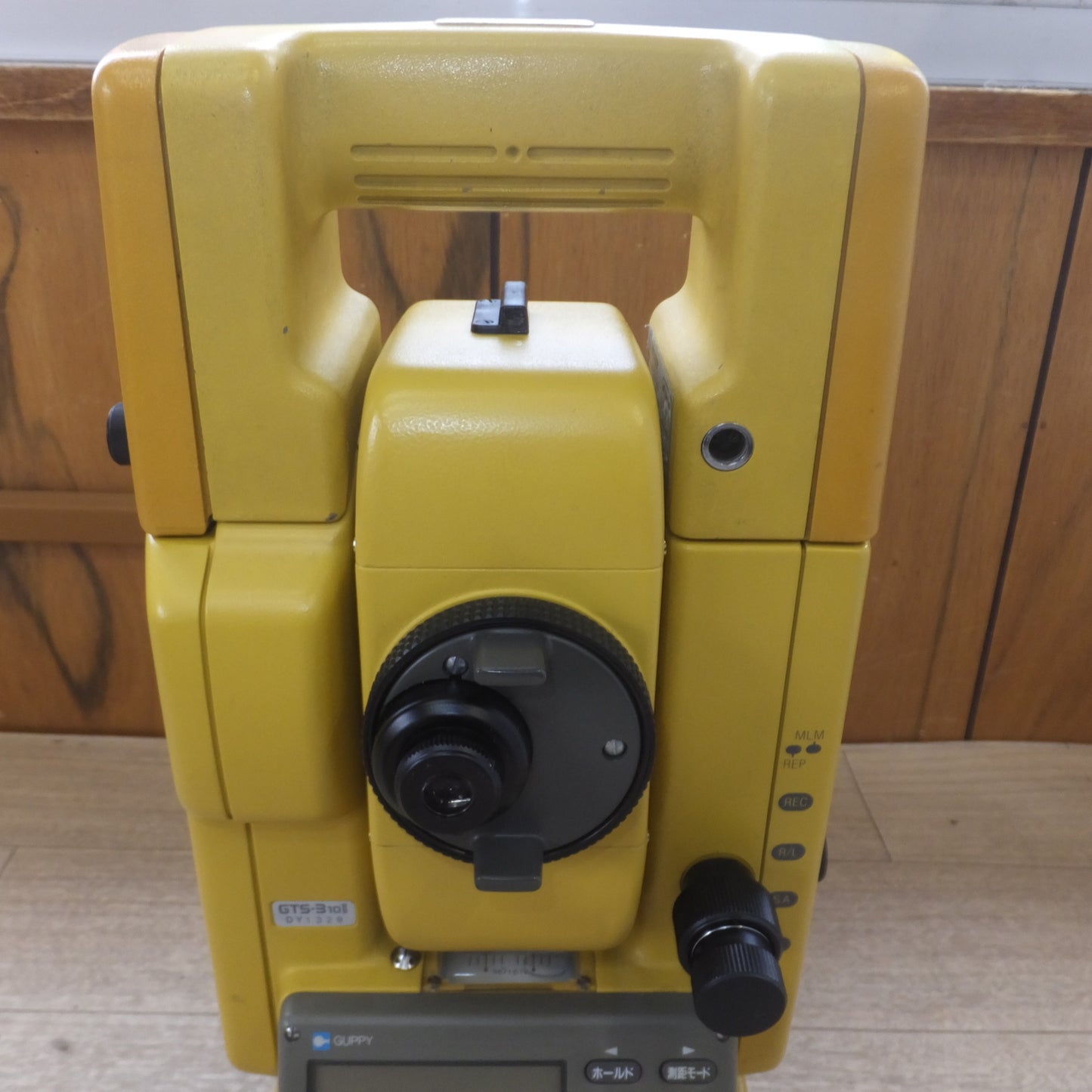 [送料無料] 現状品★トプコン TOPCON エレクトロニックトータルステーション グッピー GTS-310II　ELECTRONIC TOTAL STATION　バッテリー 4個★