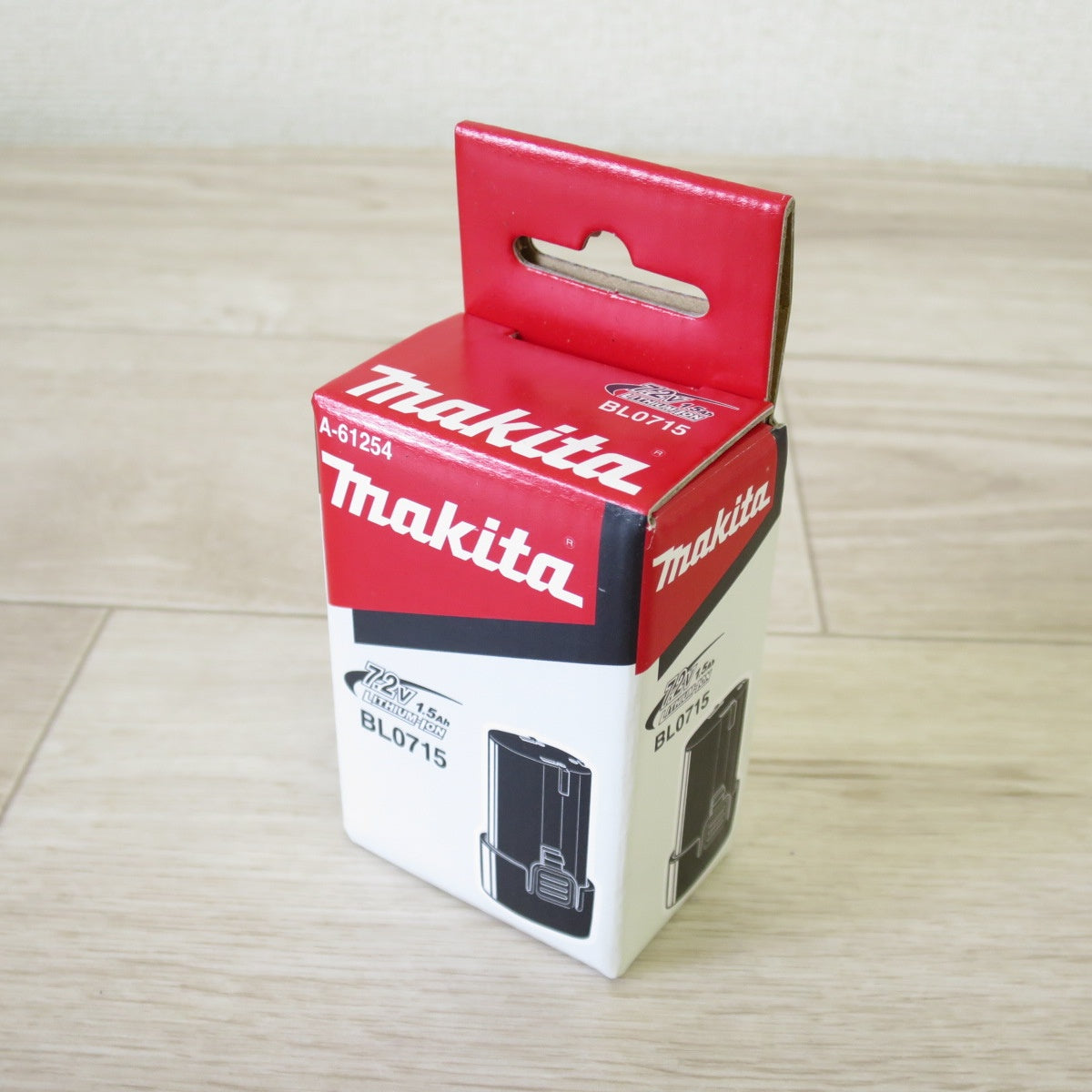 [送料無料] 未使用◇マキタ 純正 7.2V 1.5Ah リチウム イオン バッテリー BL0715 A-61254 makita LITHIUM-ION◇