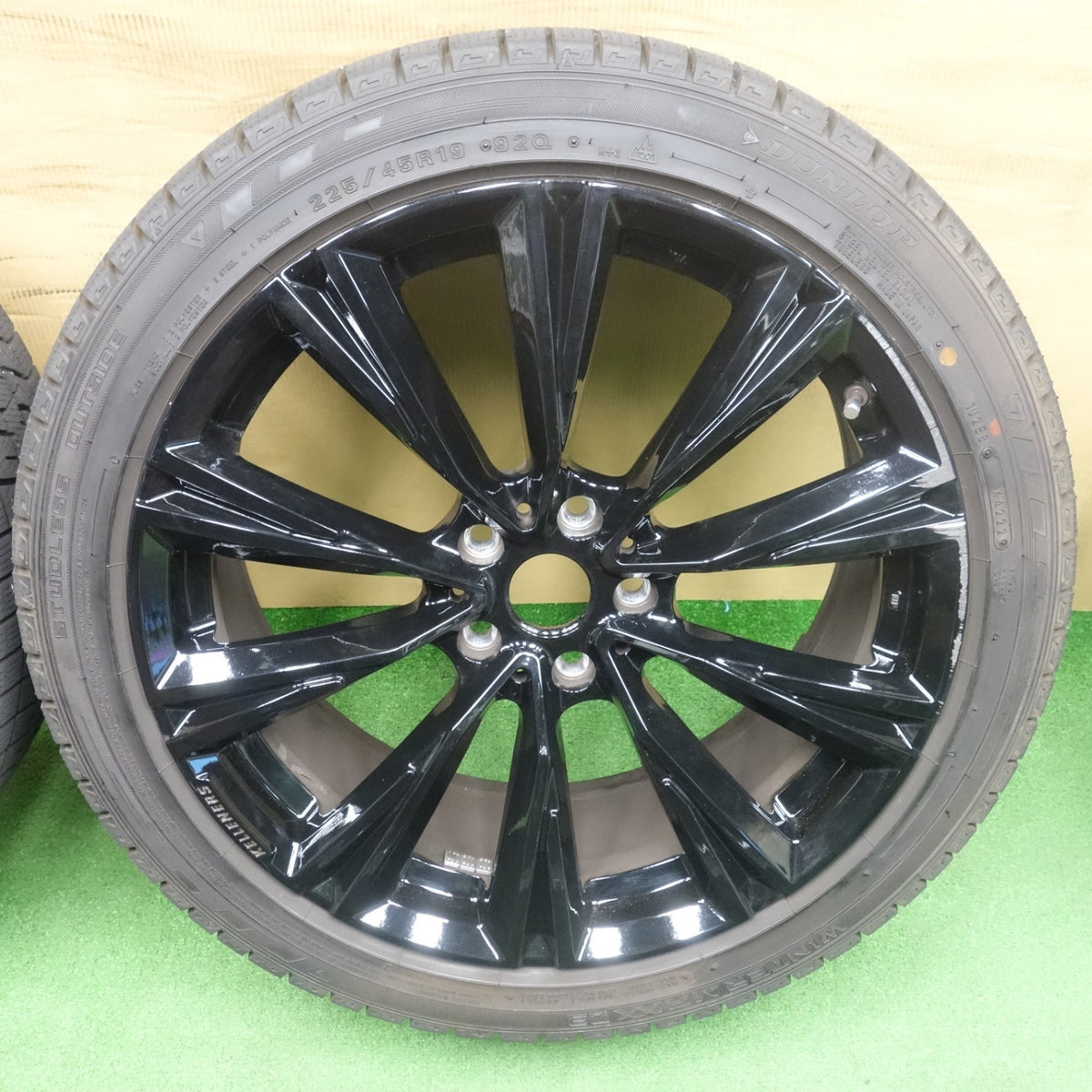 バリ溝！22年！9.5分以上◎BMW 等 KELLENERS 225/45R19 スタッドレス ダンロップ ウインターマックス 03 ケレナーズ 19インチ PCD112/5H◎6082801KTス
