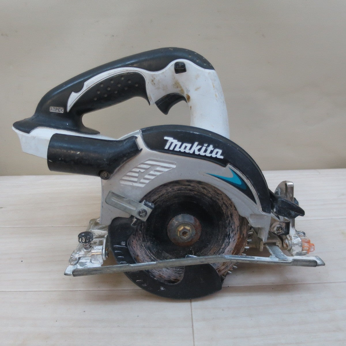 ☆マキタ 125mm 充電式 マルノコ SS540D 電動 工具 切断機 丸のこ 丸ノコ 丸鋸 コードレス makita 14.4V☆