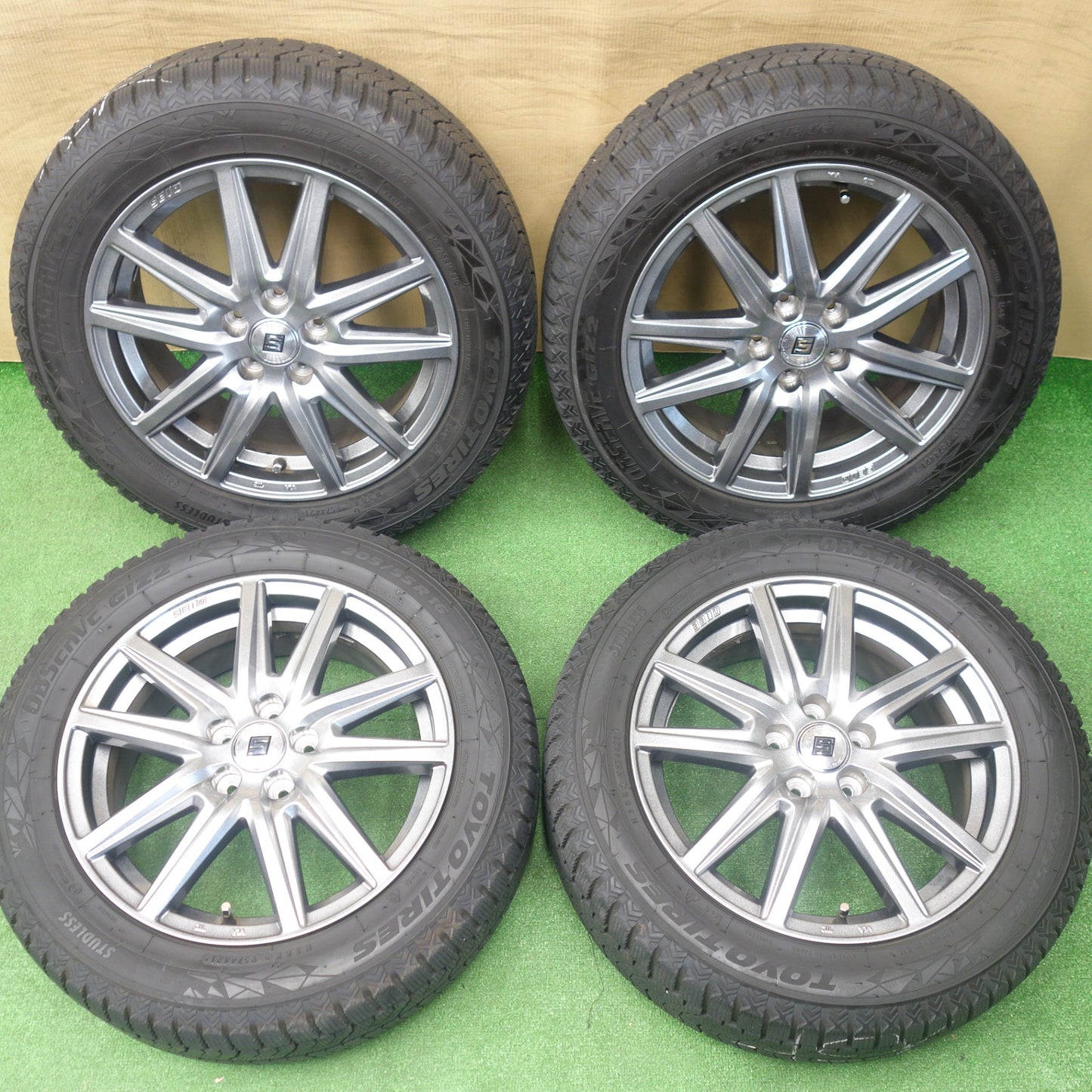 バリ溝！キレイ！9分★インプレッサ 等 205/55R16 スタッドレス トーヨー オブザーブ GIZ2 SEIN-SS ザイン 16インチ PCD100/5H★6021901KTス