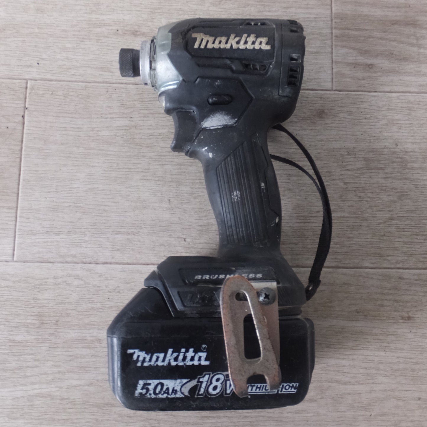 [送料無料] ★マキタ makita 充電式インパクトドライバ TD170D　バッテリ BL1850B　セット★
