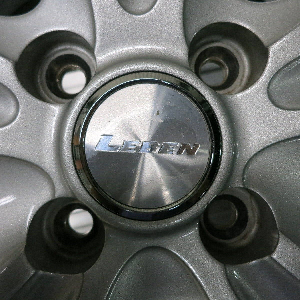 [送料無料] バリ溝！キレイ！8.5分★スタッドレス 155/65R14 ブリヂストン ブリザック VRX LEBEN レーベン 14インチ PCD100/4H★4092102NJス