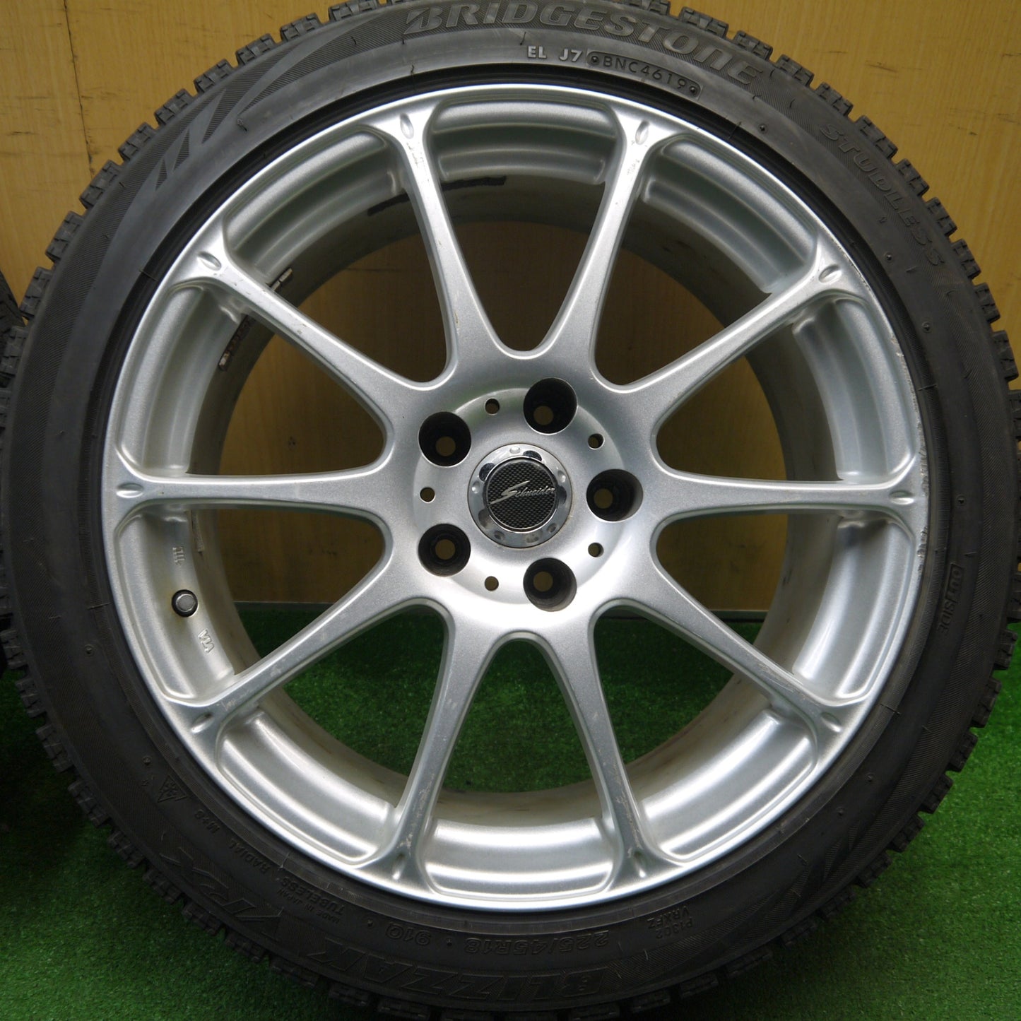 4本価格★スタッドレス 225/45R18 ブリヂストン ブリザック VRX Schneider シュナイダー 18インチ PCD114.3/5H★5121501Hス