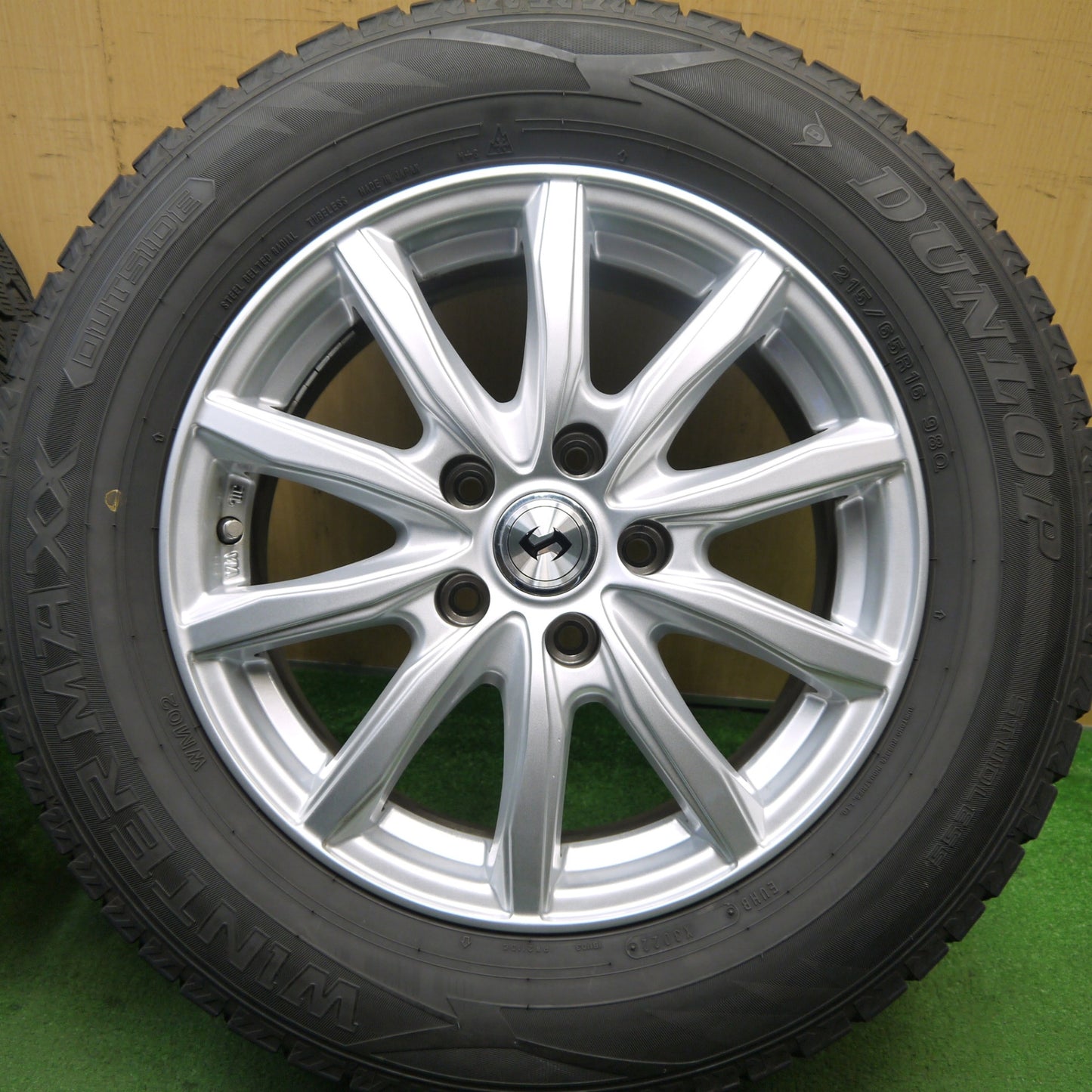 バリ溝！22年！キレイ！9.5分★スタッドレス 215/65R16 ダンロップ ウインターマックス WM02 社外 アルミ 16インチ PCD114.3/5H★5061003Hス