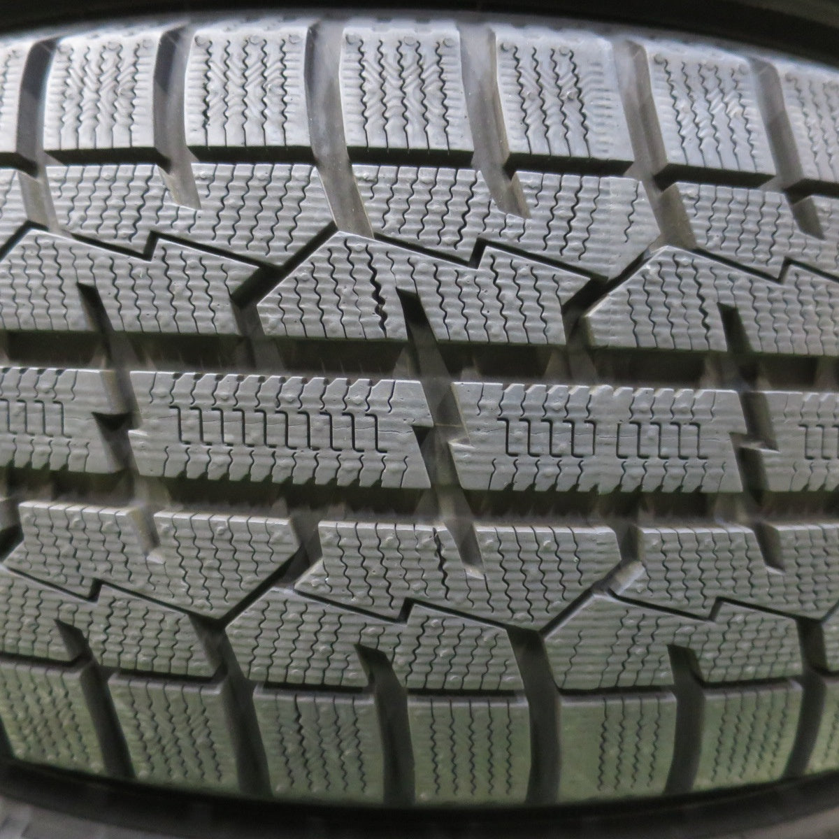 バリ溝！22年！キレイ！ほぼ10分★プリウス 等 195/65R15 スタッドレス トーヨー オブザーブ ガリット GIZ RiZLEY ライツレー 15インチ PCD100/5H★5122911イス