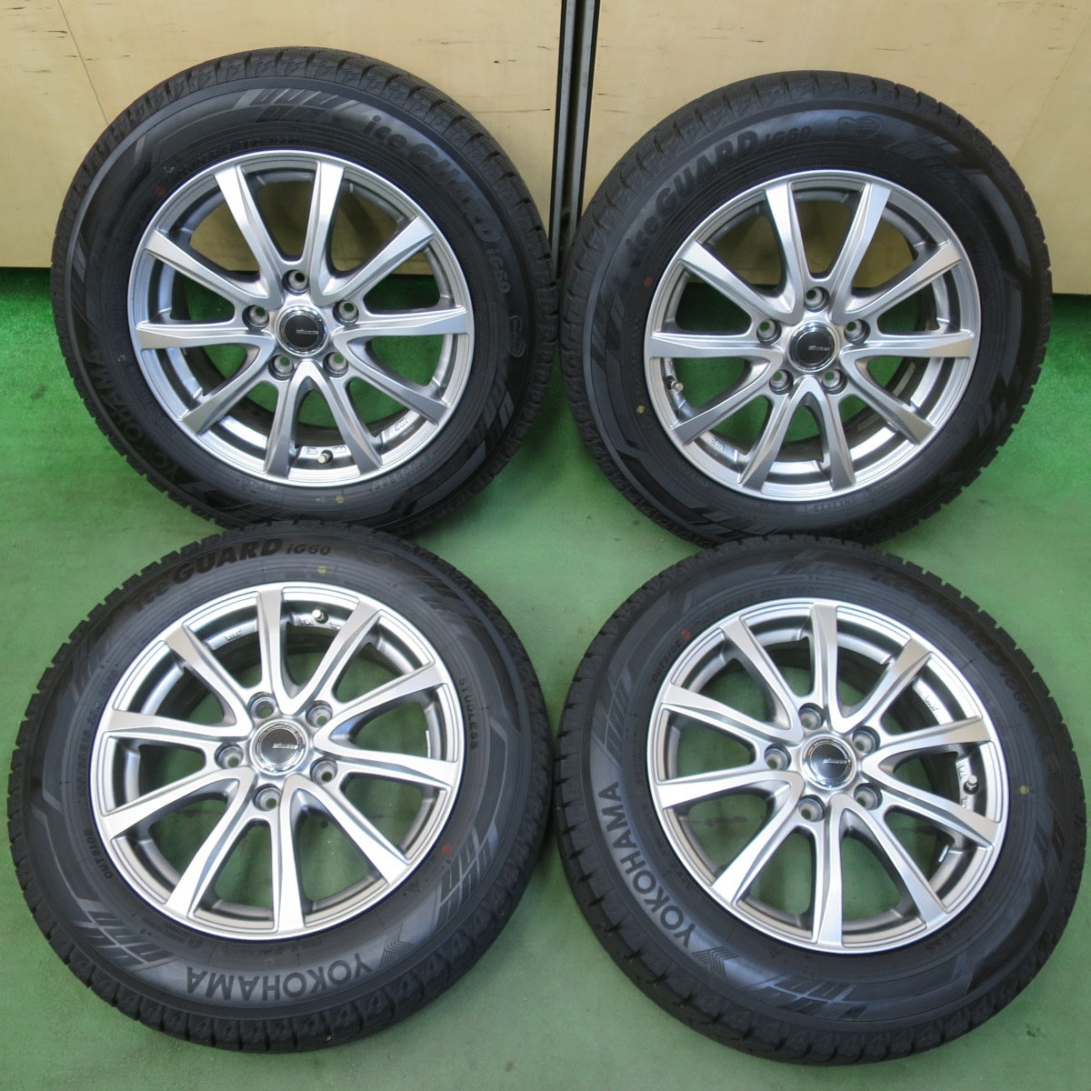 バリ溝！23年！キレイ！9.5分以上★スタッドレス 185/65R15 ヨコハマ アイスガード iG60 MiLLOUS ミルアス 15インチ PCD114.3/5H★5112906イス