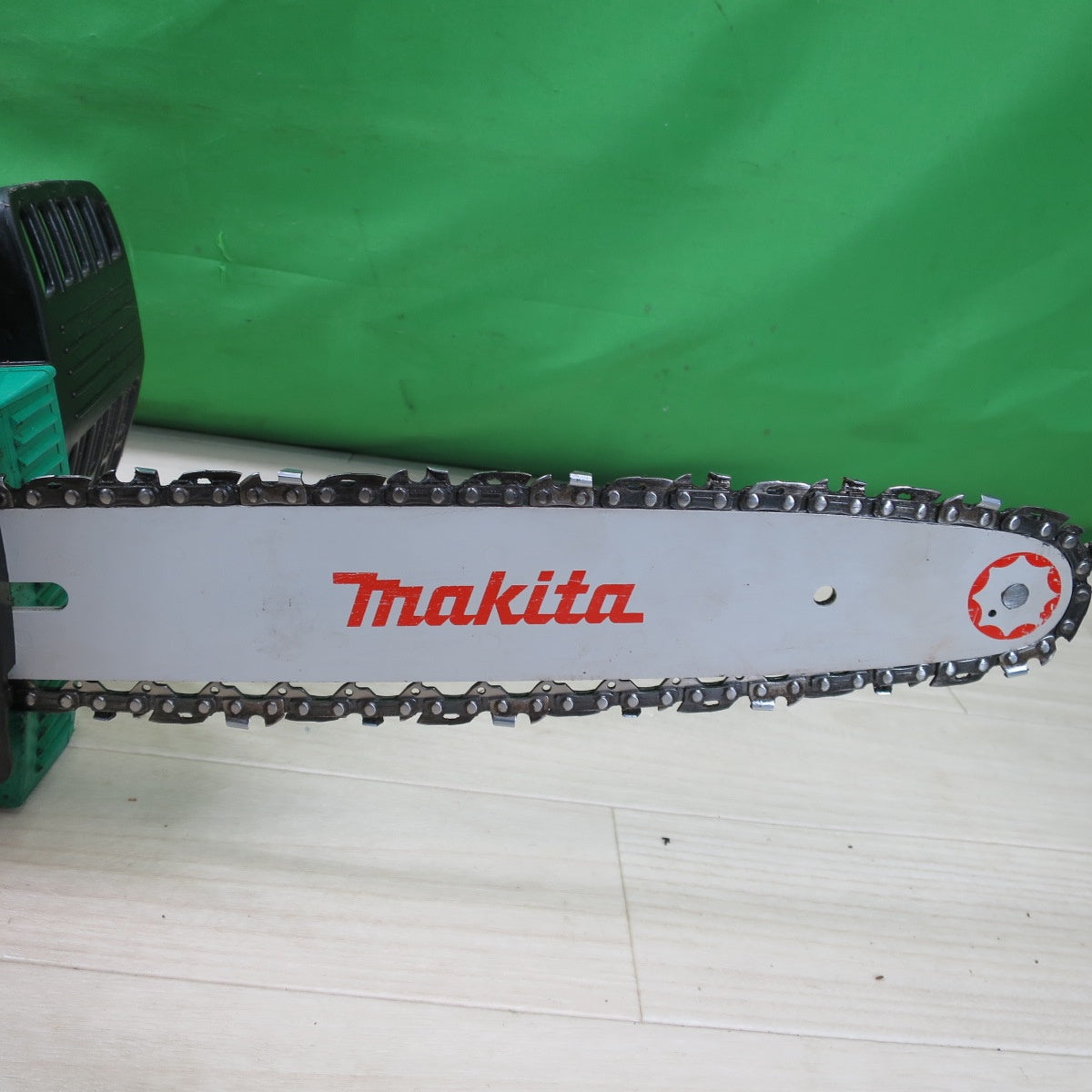 [送料無料] ☆マキタ 300mm 電気 チェーンソー M501 切断機 電動 工具 チェンソー makita 100V☆