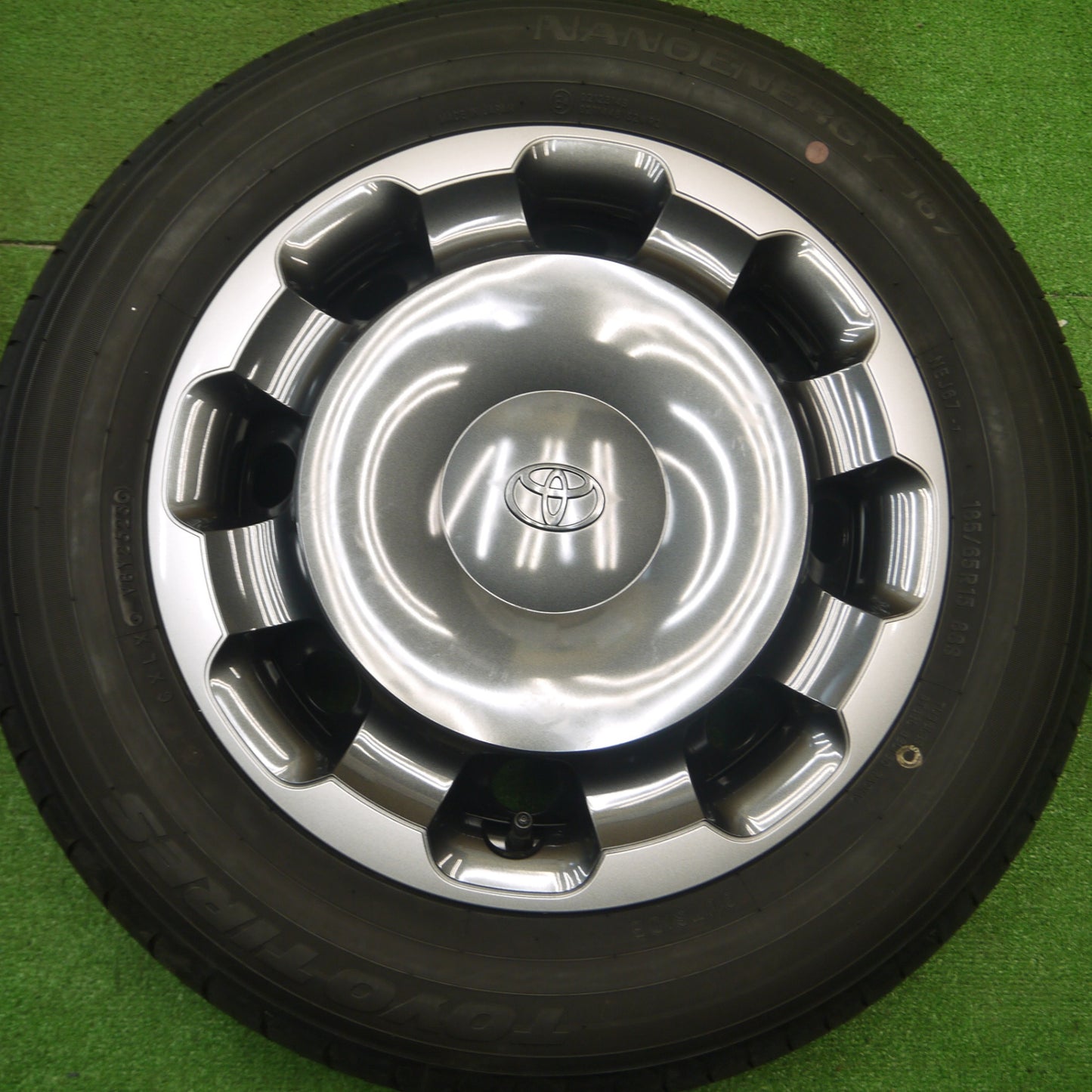 [送料無料] 新車外し！23年★トヨタ シエンタ Zグレード 純正 スチール 185/65R15 トーヨー ナノエナジー J67 15インチ PCD100/5H★4112603Hノ