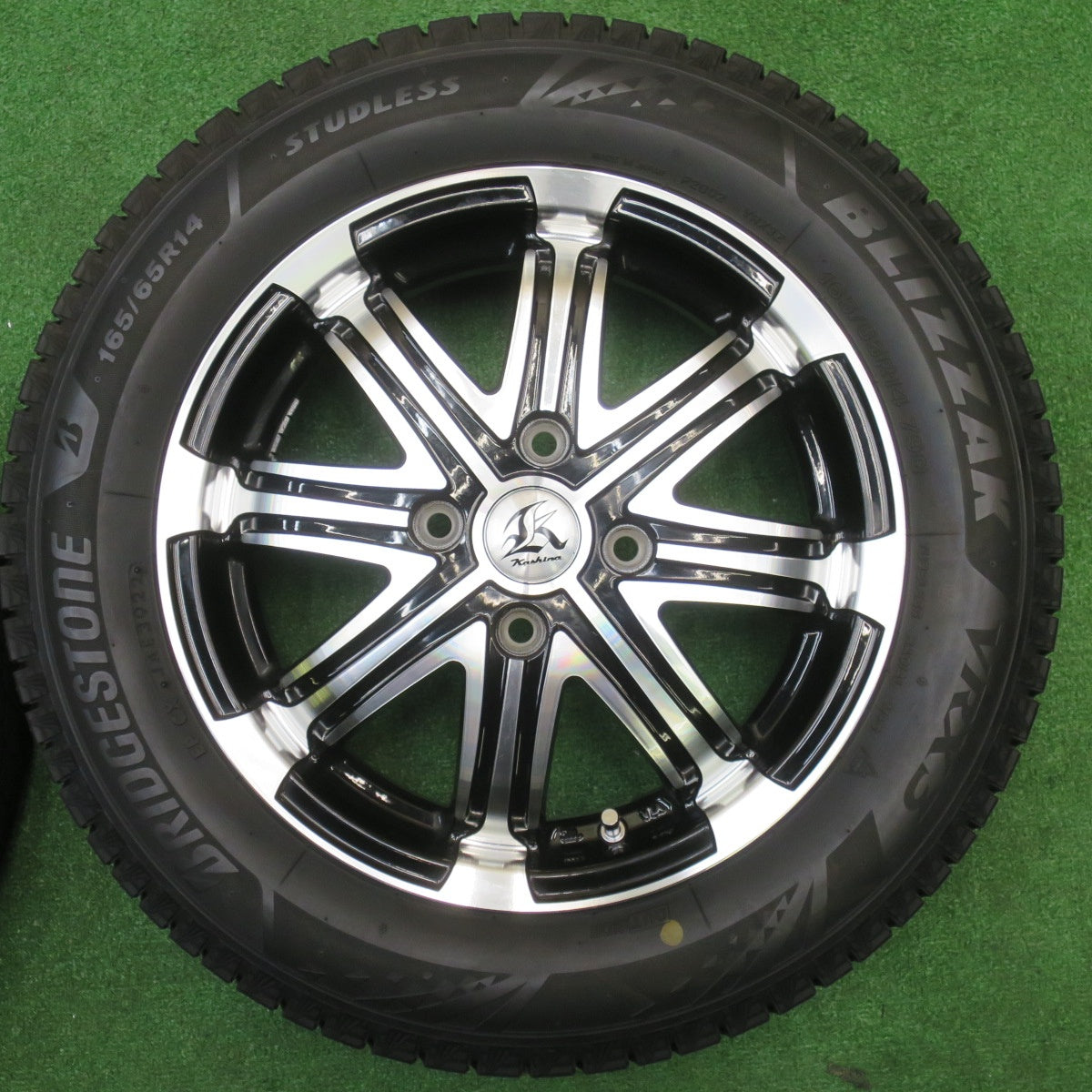 バリ溝！22年！キレイ！9分★スタッドレス 165/65R14 ブリヂストン ブリザック VRX3 Kashina V1 カシーナ 14インチ ハスラー ソリオ 等 PCD100/4H★5110407NJス