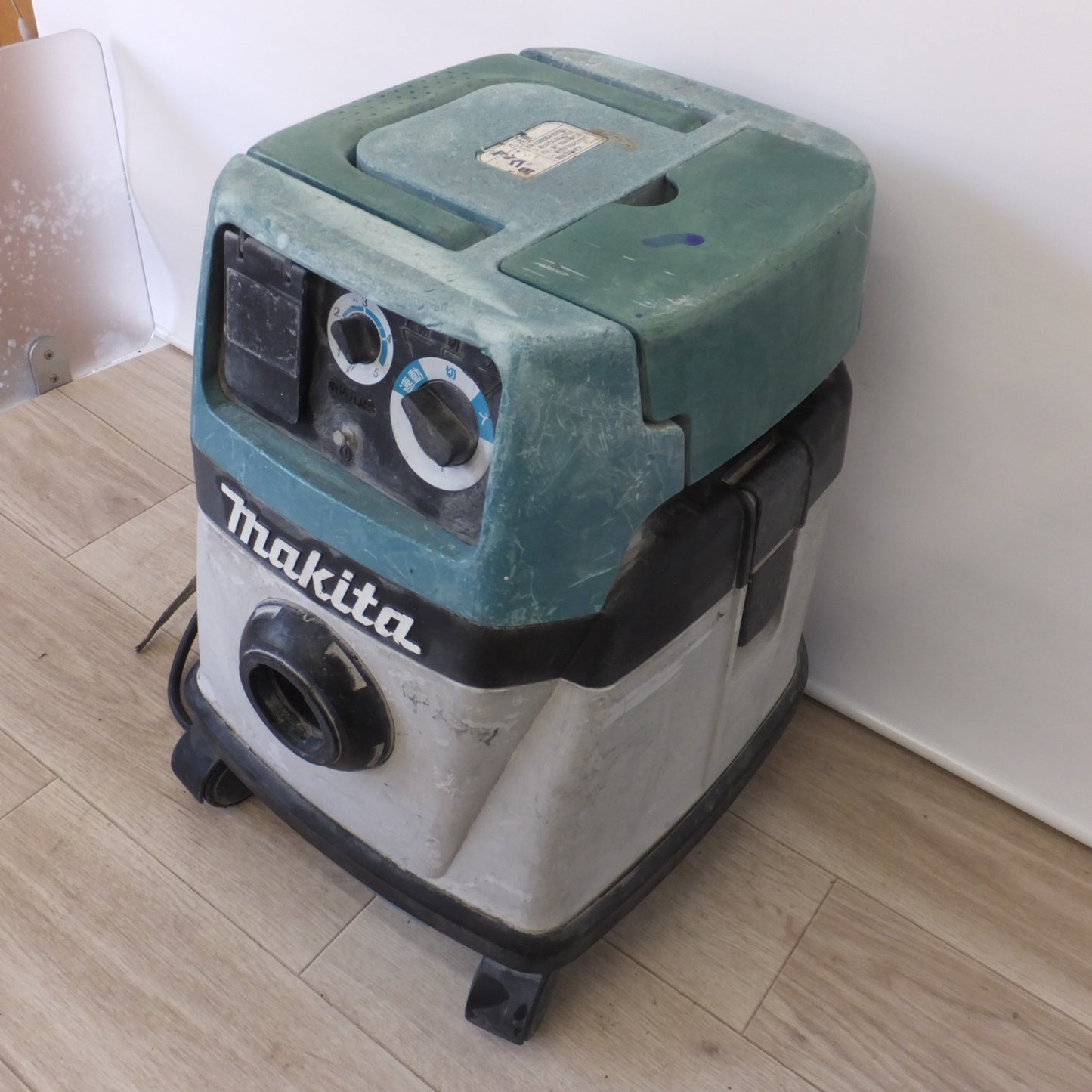 [送料無料] ★マキタ makita 粉じん専用 業務用 無段変速 集じん機 475(?)　ホース 延長コード　セット★