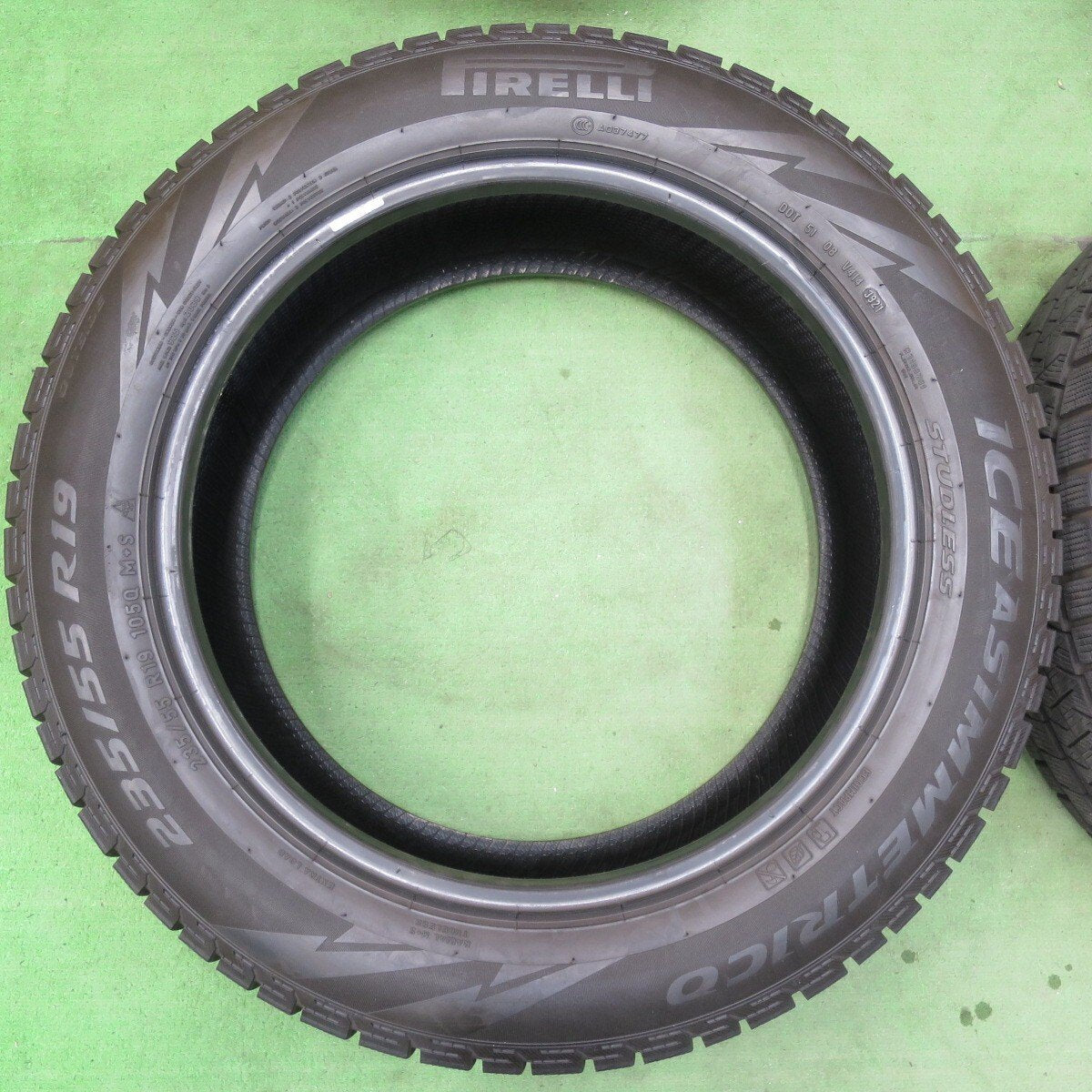 4本 21年★スタッドレス 235/55R19 ピレリ アイスアシンメトリコ RAV4 アウトランダー エクストレイル CX-60等★5040310イスタ