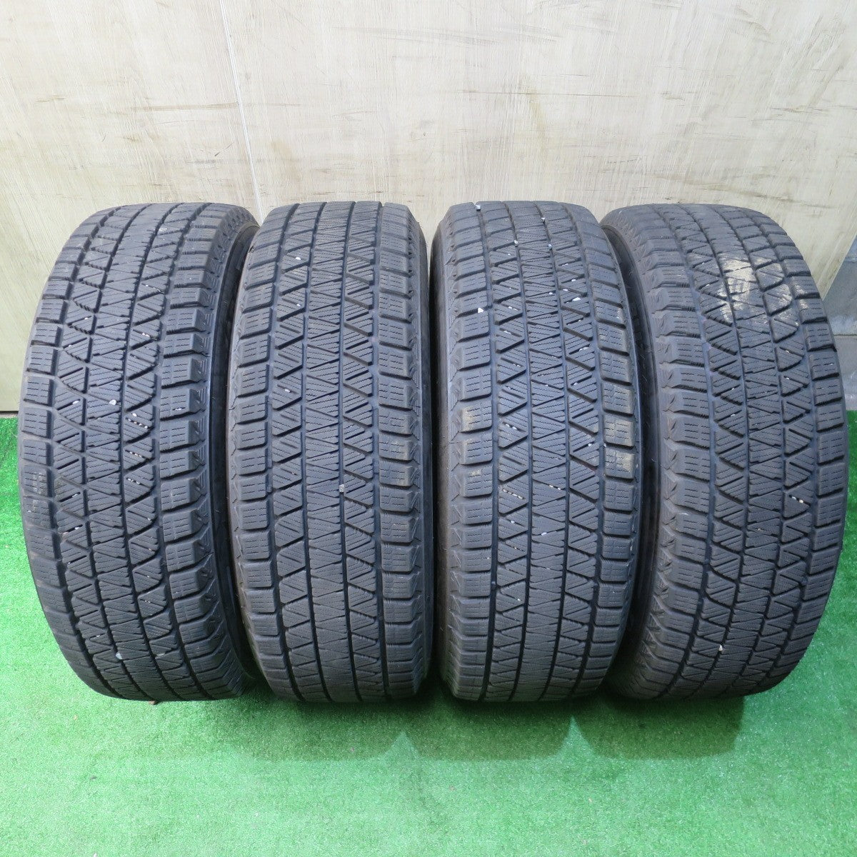 バリ溝！22年！キレイ！9.5分★スタッドレス 225/65R17 ブリヂストン ブリザック DM-V3 MANARAY SPORT マナレイ スポーツ 17インチ PCD114.3/5H★6050601NJス