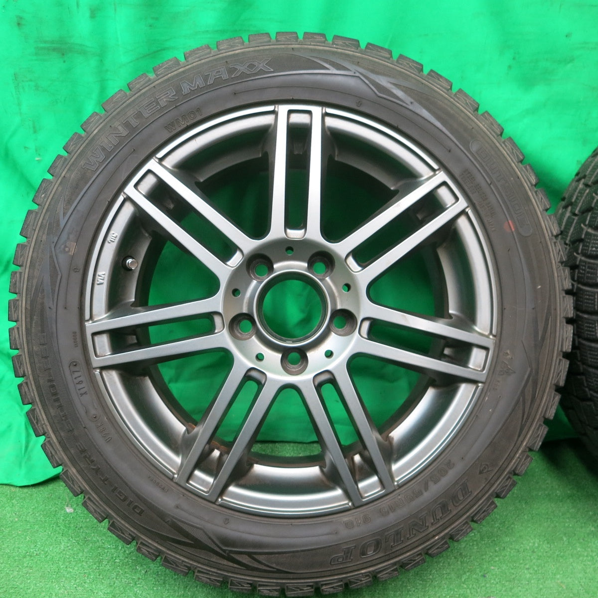 *送料無料* バリ溝！キレイ！9.5分★ベンツ 等 EUROTECH 205/55R16 スタッドレス ダンロップ ウインターマックス WM01 ユーロテック PCD112/5H★4043003ナス