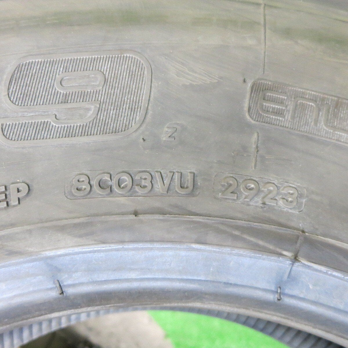 2本価格！23年★トラック タイヤ 225/90R17.5 127/125L スタッドレス ブリヂストン W999 17.5インチ★5031906ナスタ