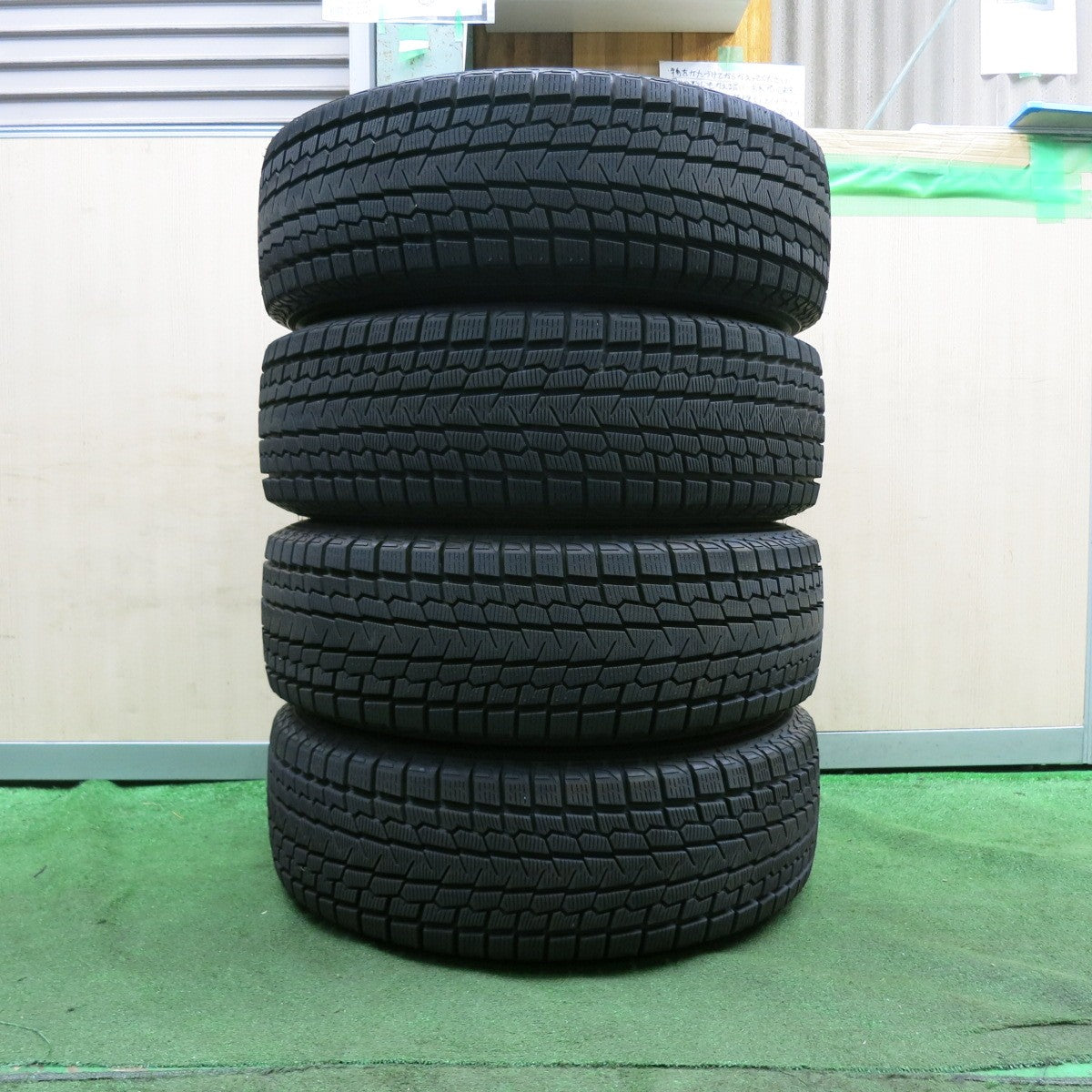 送料無料* 超バリ溝！22年！キレイ！ほぼ10分☆スタッドレス 225/65R17