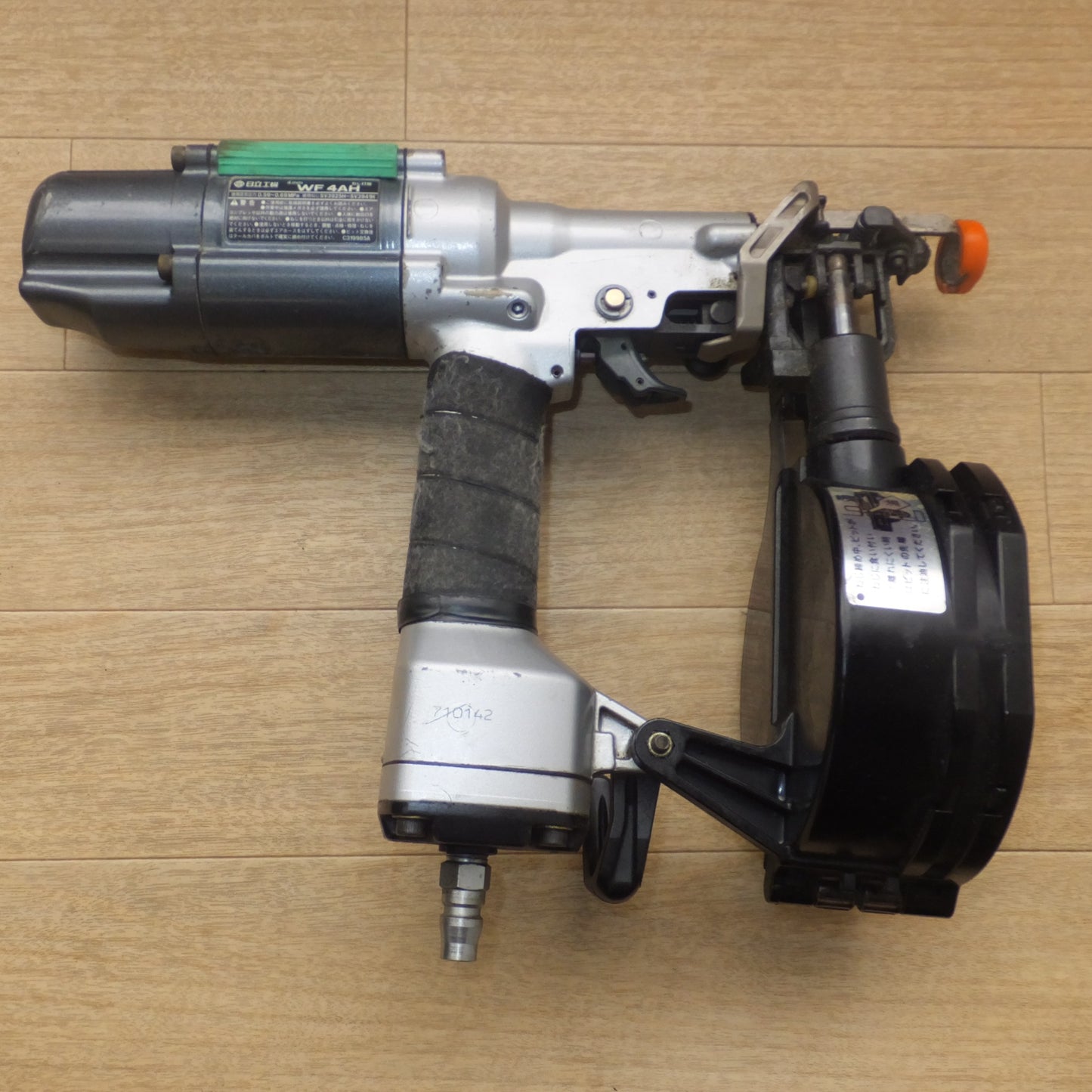 [送料無料] ★日立 HITACHI 4mm ねじ打機 WF4AH　常圧 エアーツール　使用ねじ SV3925H～SV3941H★