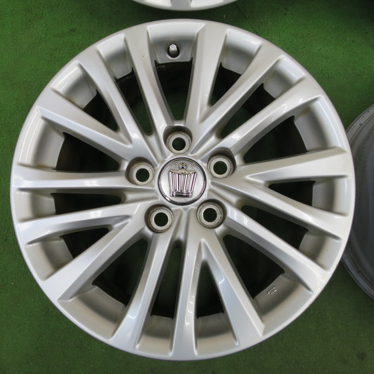 4本価格★トヨタ 210系 クラウン ロイヤル サルーン 純正 ホイール 16インチ 16×7J PCD114.3/5H★6021102NGホ