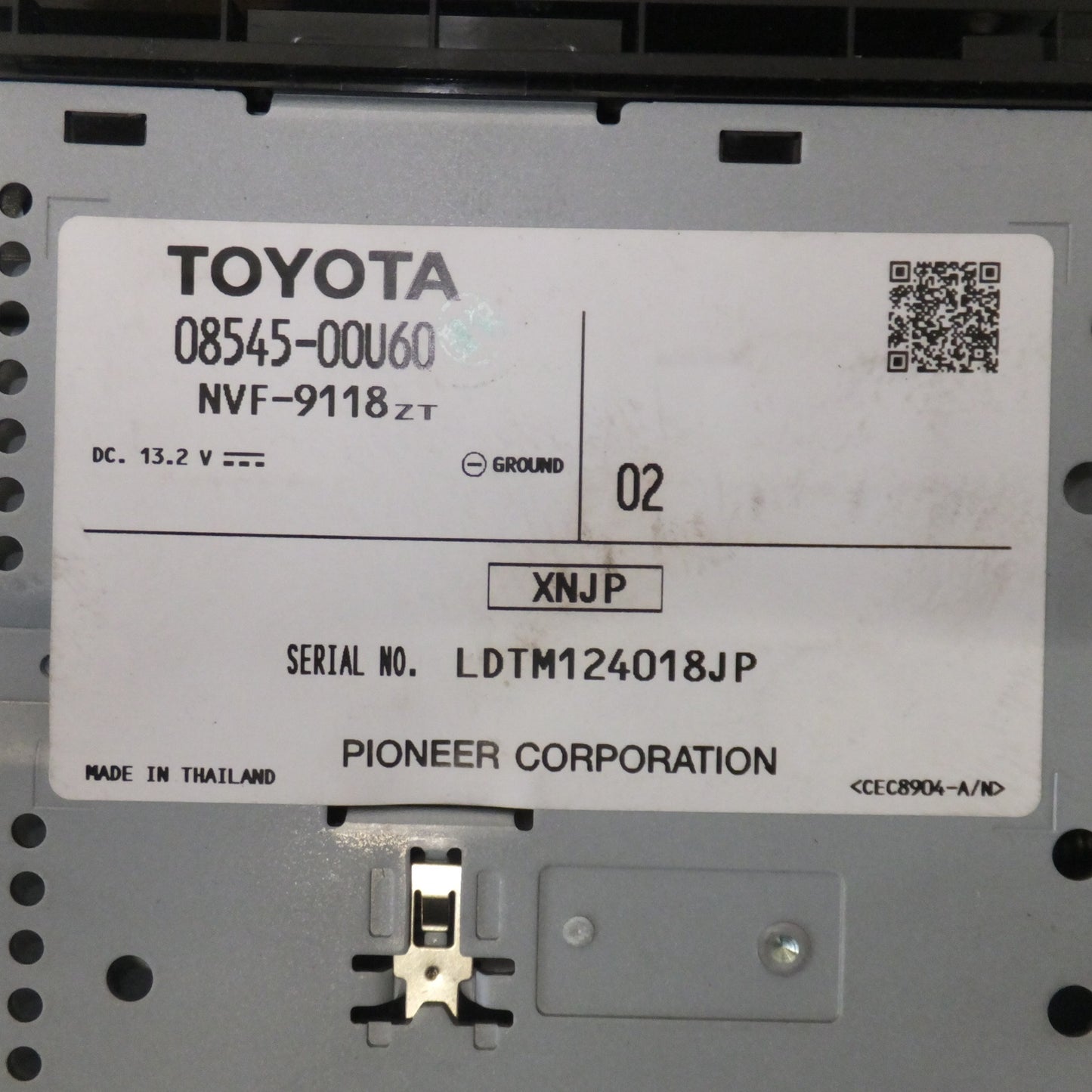 [送料無料] 現状品★パイオニア製 トヨタ 純正 メモリーナビ マルチAVステーション NSCP-W61 08545-00U60 セキュリティロック(23)★