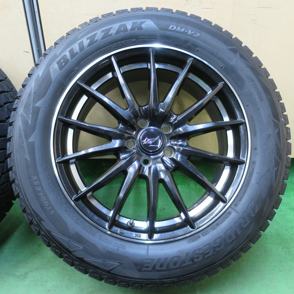 バリ溝！9分★XV 等 225/60R17 スタッドレス ブリヂストン ブリザック DM-V2 MANARAY SPORT マナレイスポーツ 17インチ PCD100/5H★5021116イス