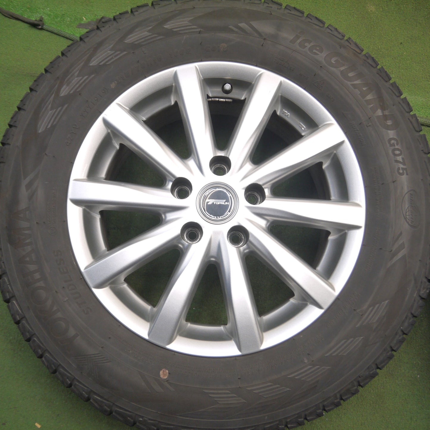 *送料無料* 4本価格★スタッドレス 215/70R16 ヨコハマ アイスガード G075 TOPRUN トップラン 16インチ PCD114.3/5H★4072403Hス