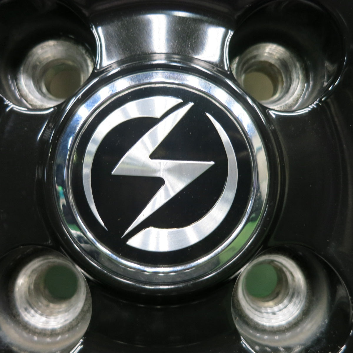 *送料無料* バリ溝！キレイ！9分★軽サイズ スタッドレス BADX S-HOLD 165/55R15 ナンカン CORSAFA 15インチ PCD100/4H★4052706HAス