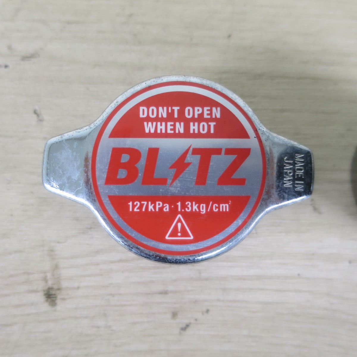 セット♪スズキ ZC33S スイフト スポーツ BLITZ ブリッツ ラジエーター キャップ シフトノブ 6速 シフト ラジエター 型式 不明 カー パーツ♪